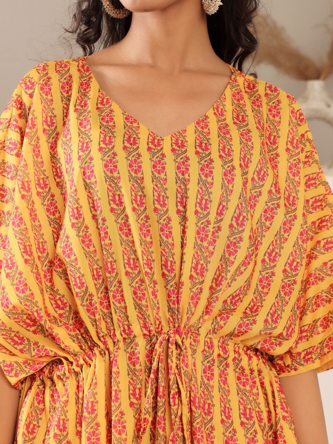 Dhiyona VA Women'sFloral Printed V-Neck Pure Cotton Kaftan Kurta With Trouser