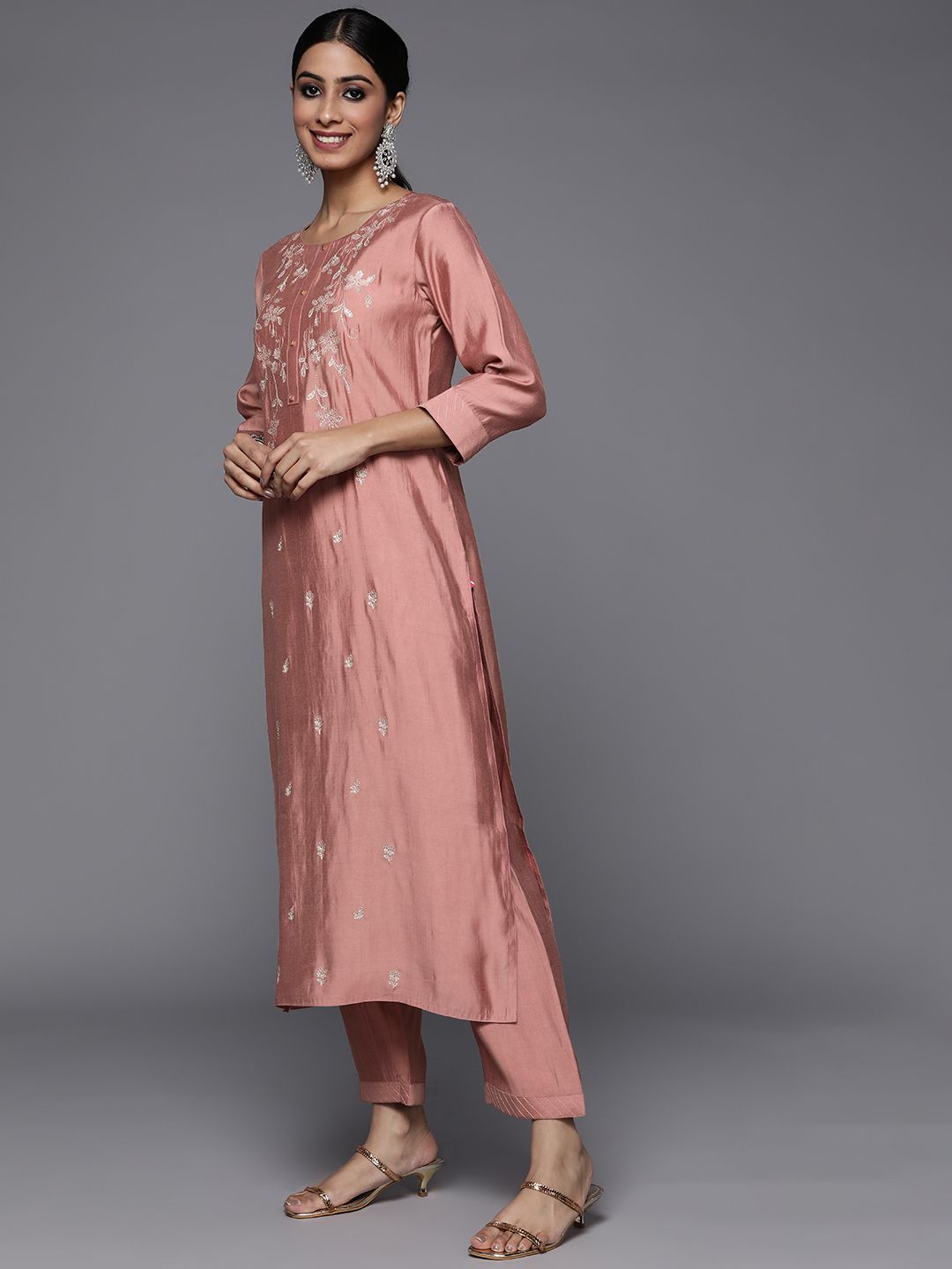 Dhiyona VA Women's Dusty Rose Pink Ethnic Motifs Embroidered Sequinned Kurta Trousers & Dupatta