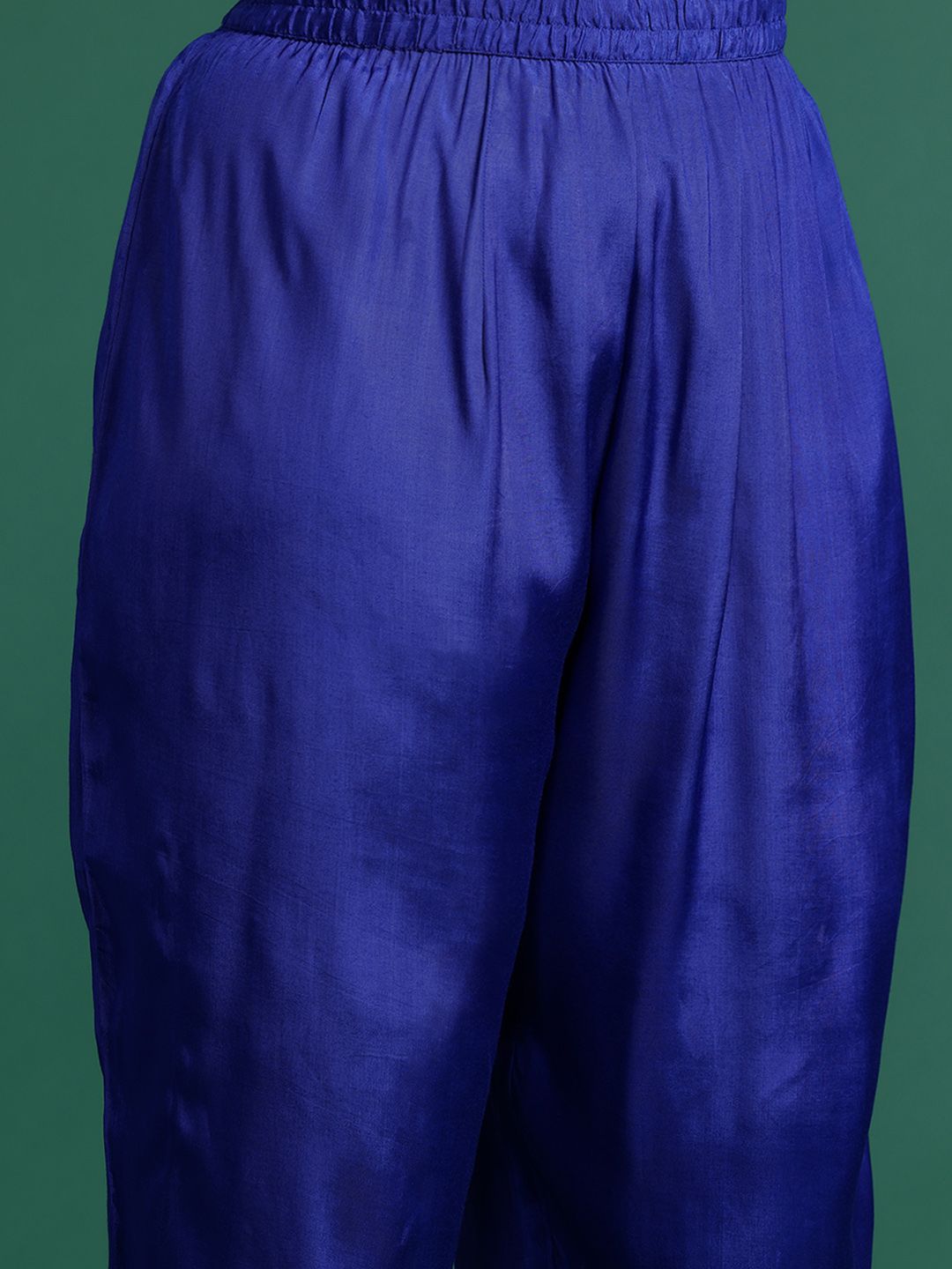 Dhiyona IE Plus Size Leheriya Printed Zari Kurta with Trousers & Dupatta