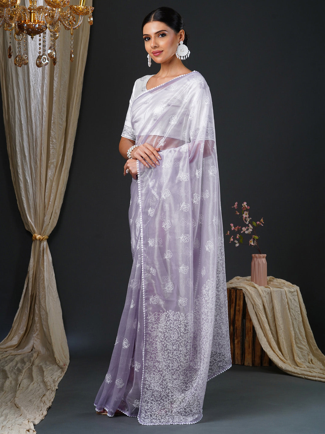 Women's Organza White Embroidered Designer Saree With Blouse Piece