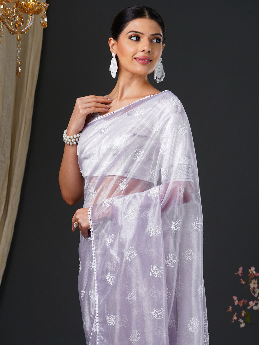 Women's Organza White Embroidered Designer Saree With Blouse Piece