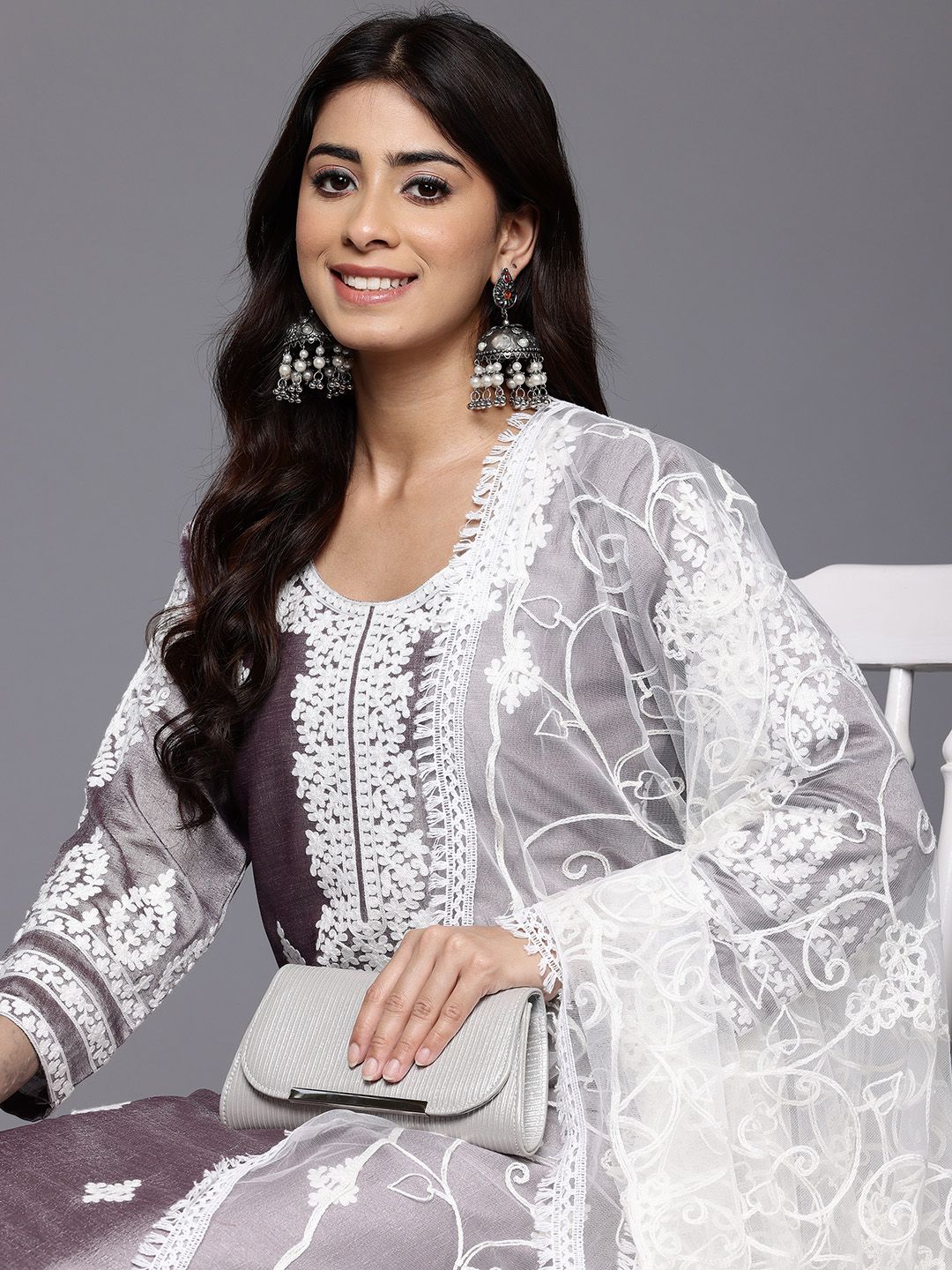 Dhiyona VA Women'sFloral Embroidered Thread Work Kurta With Palazzos & Dupatta