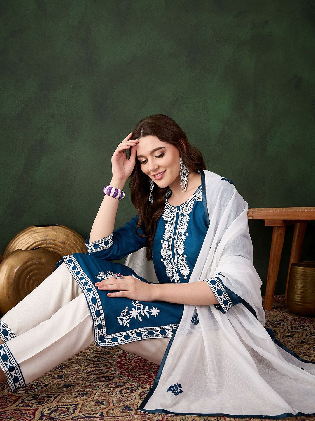 Dhiyona SN Women's Teal Blue Paisley Embroidered Thread Work Straight Kurta & Trouser With Dupatta