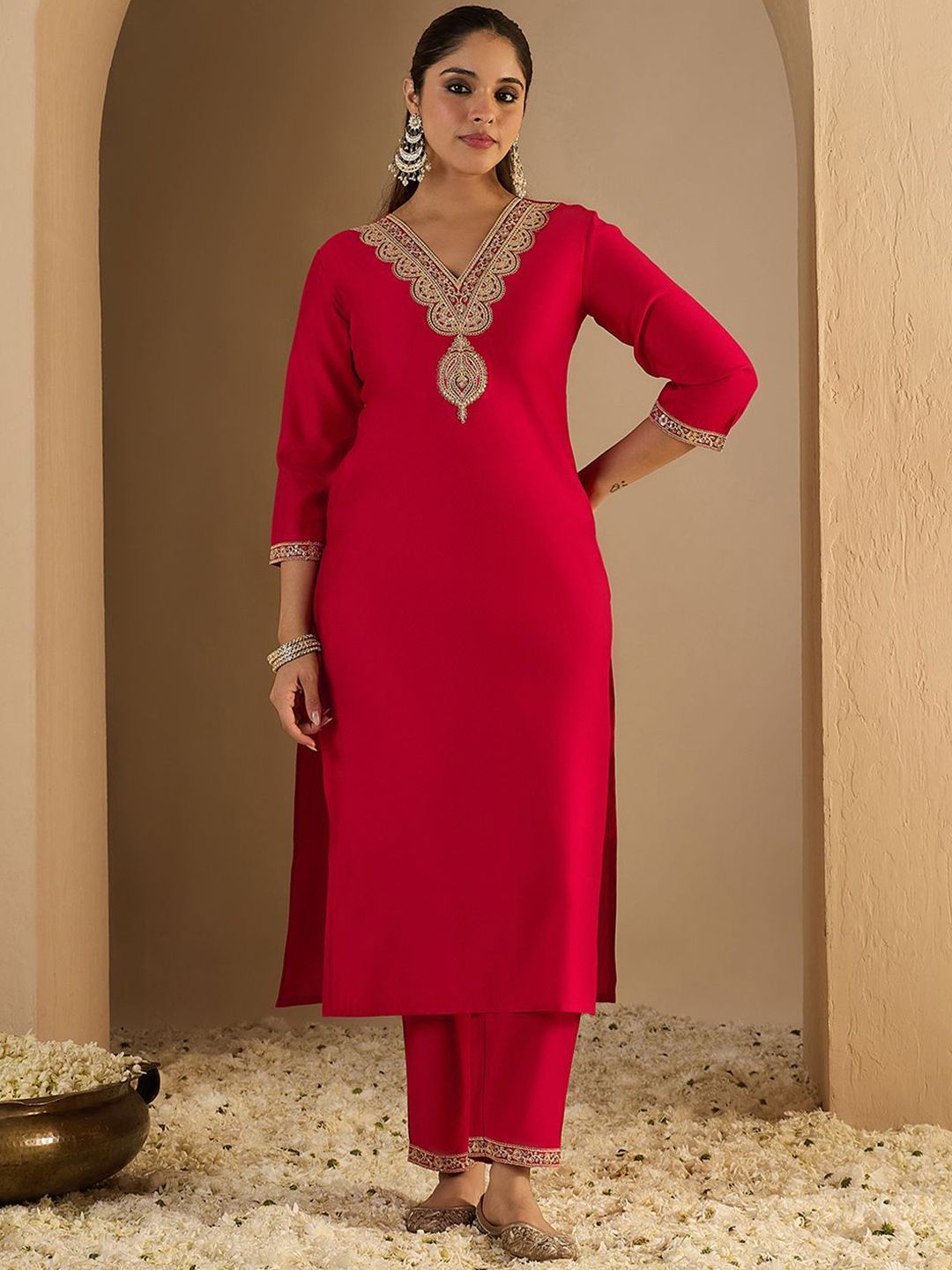 Dhiyona IE Women's Women Ethnic Motifs Embroidered Regular Straight Kurta with Trousers