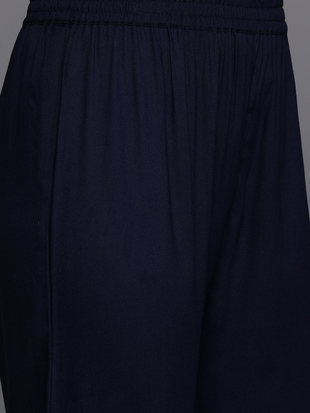 Dhiyona VR Women's Navy Blue Round Neck Thread Embroidered Kurta Paired With Bottom And Dupatta