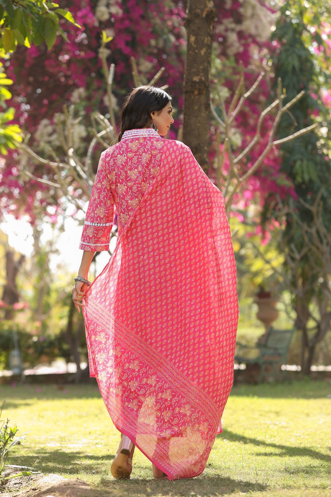 Dhiyona VR Women's Pink V Neck Crochet Lace Detailed Kurta With Printed Bottom And Dupatta