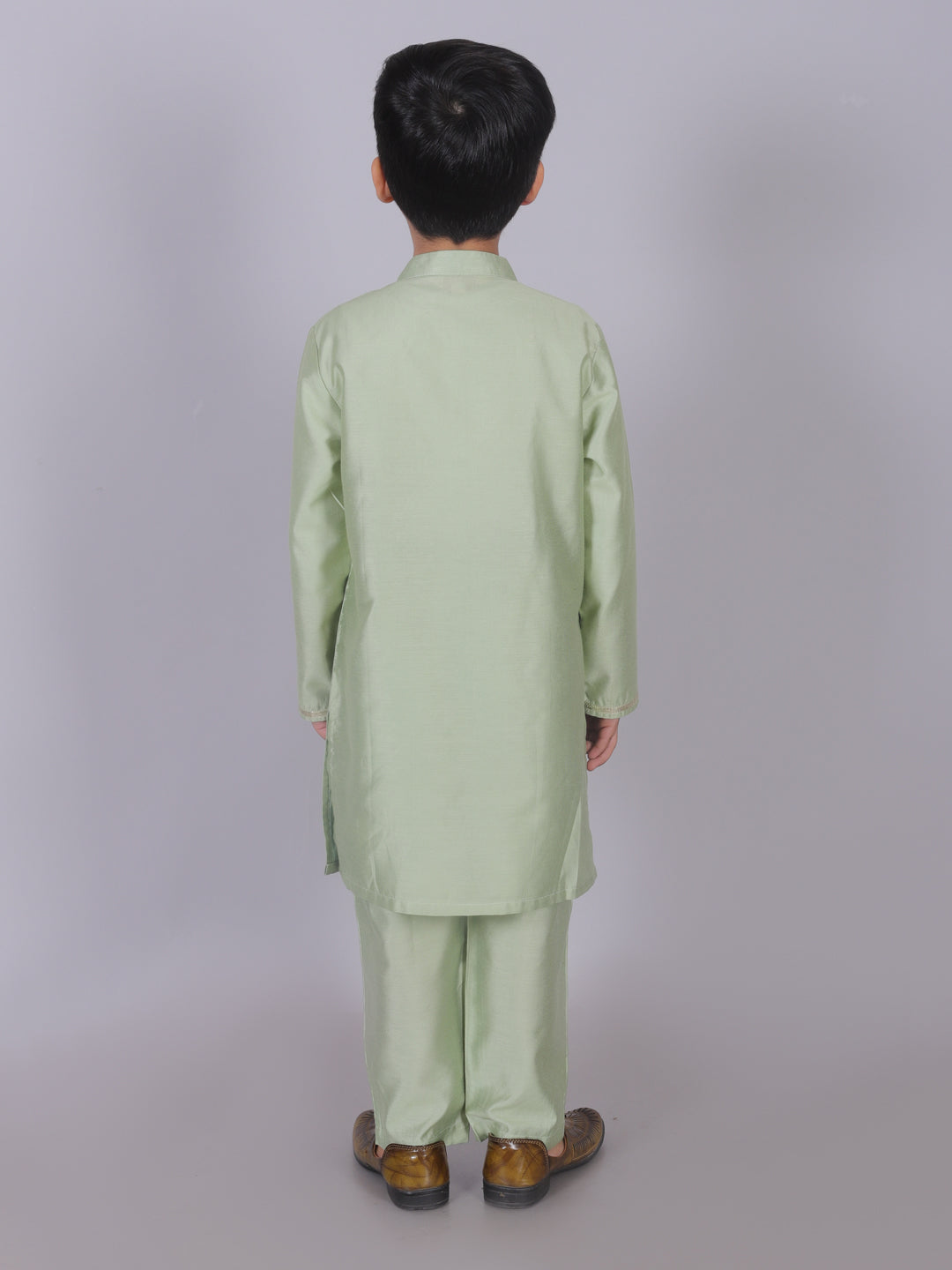 Zarqa Boys Green Kurta with Pant set