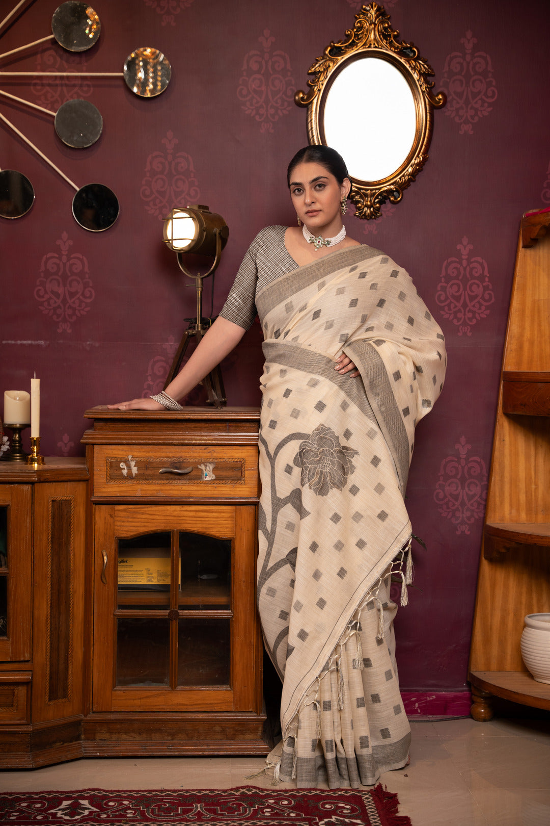 Dhiyona GR Women's Maitri Cream Linen Woven Saree