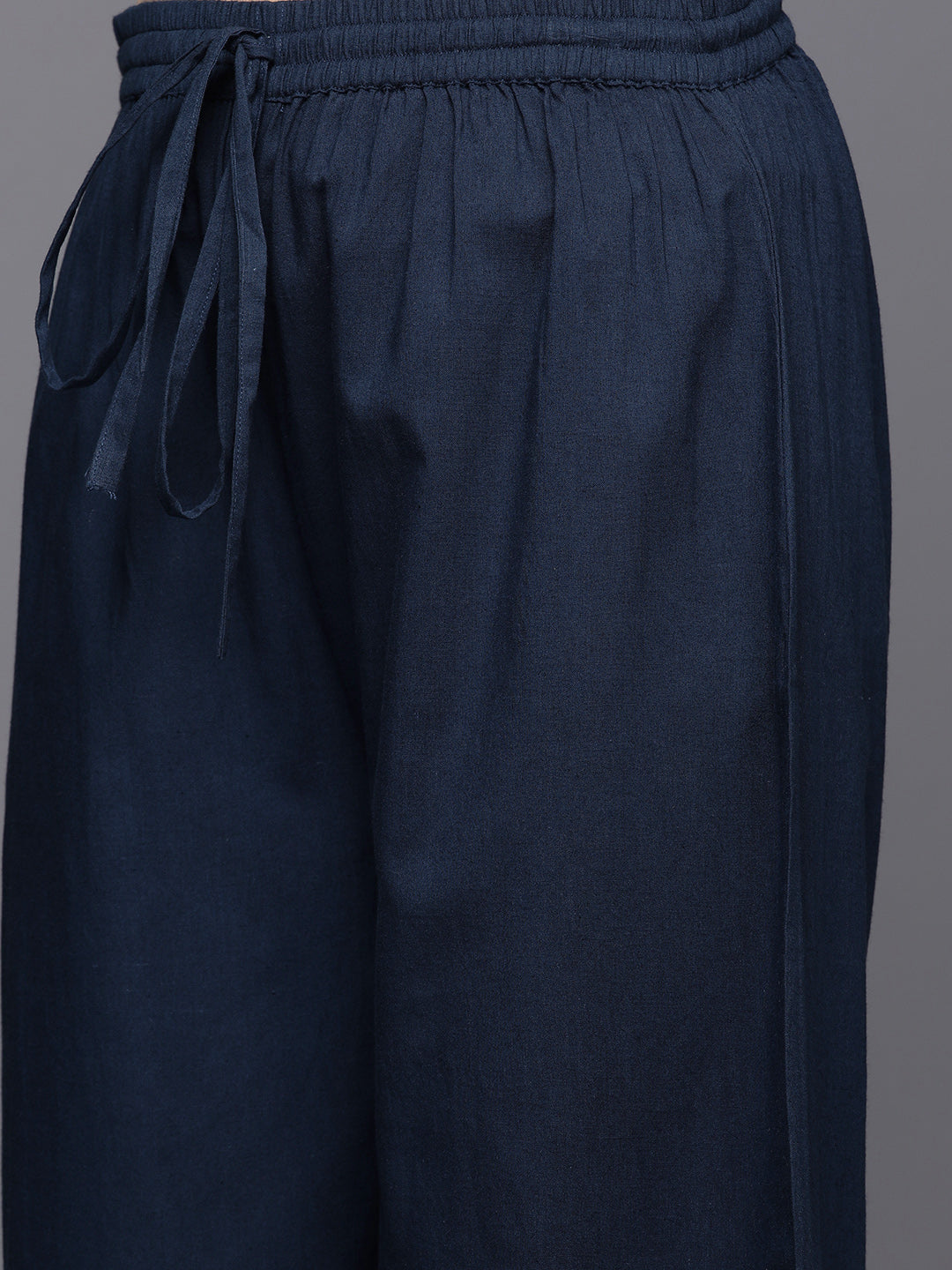 Dhiyona VR Women's Straight Kurta With Round Neck Paired With Blue Solid Palazzo And Blue Solid Dupatta