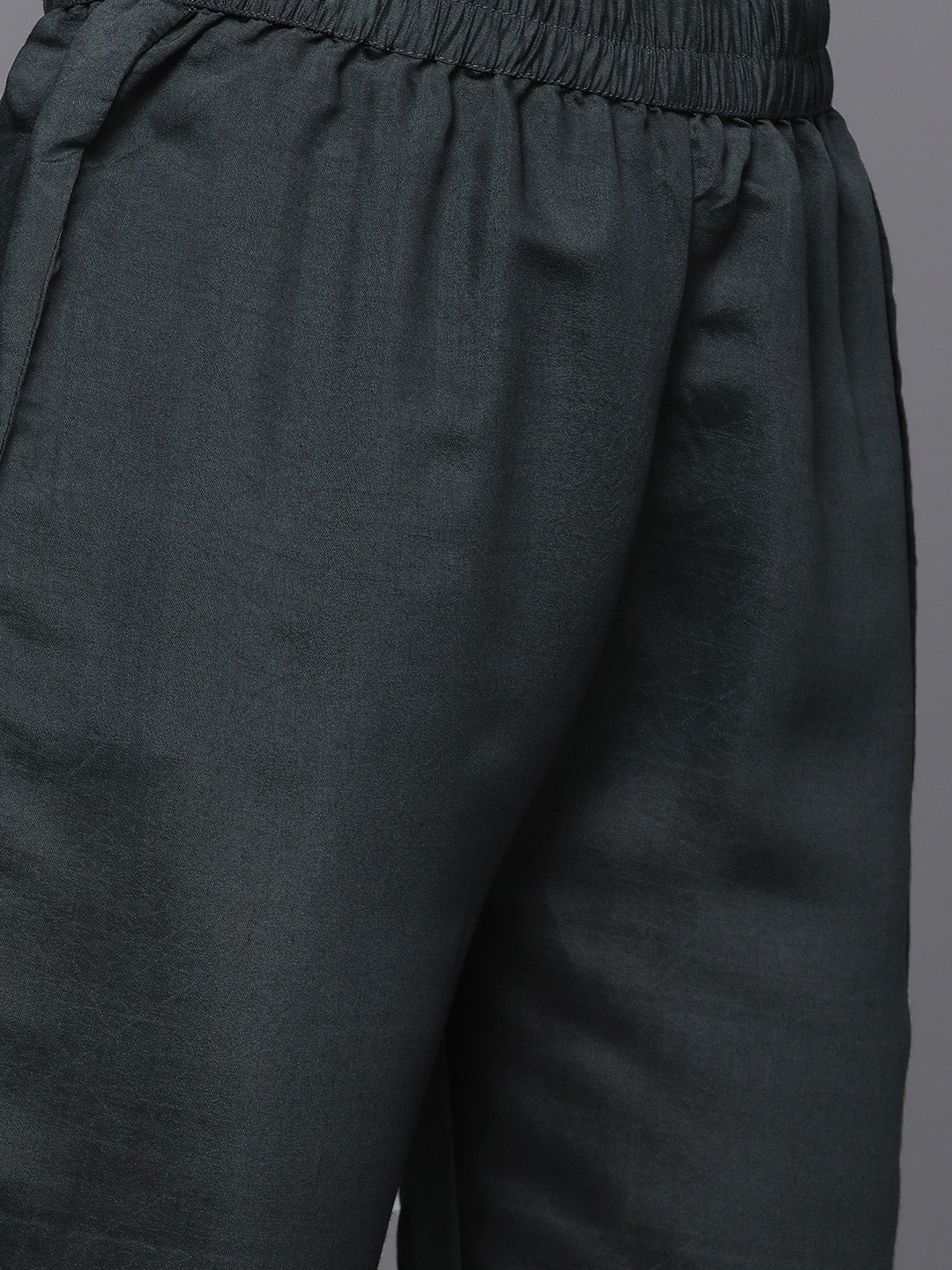 Dhiyona VR Women's Grey Embroidered Kurta Paired With Tonal Bottom And Contrast Dupatta