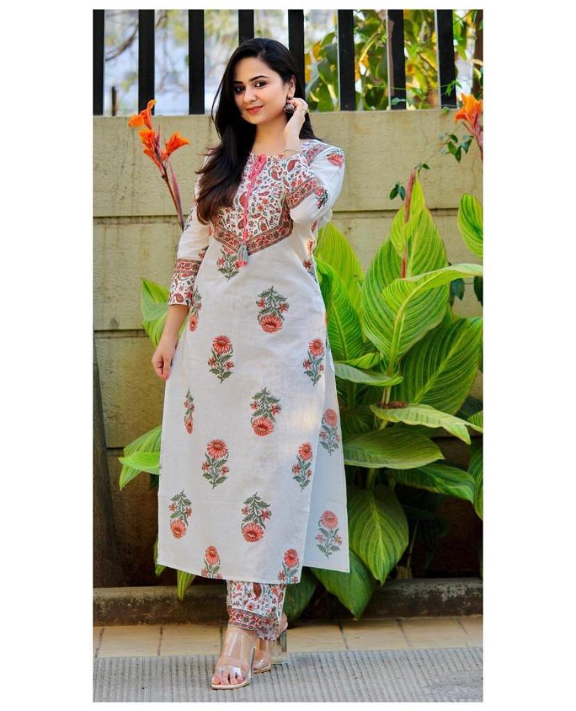 Women White Printed Viscose Rayon Kurta, Pant And Dupatta Set