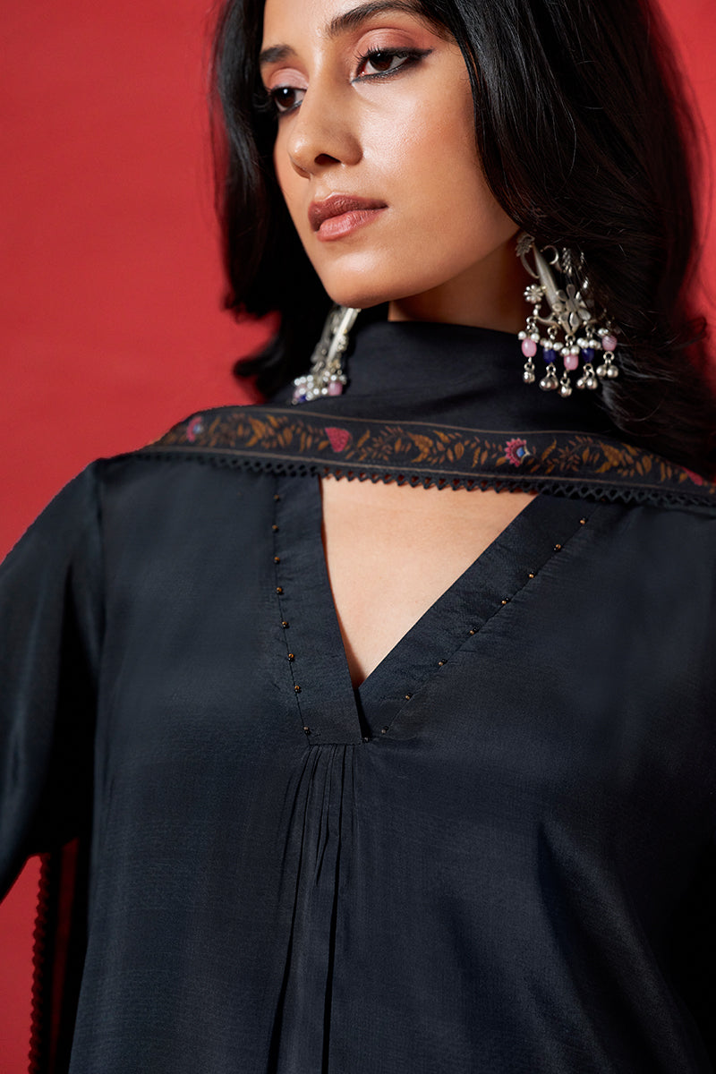 Women's Black Muslin Print Salwar Suit