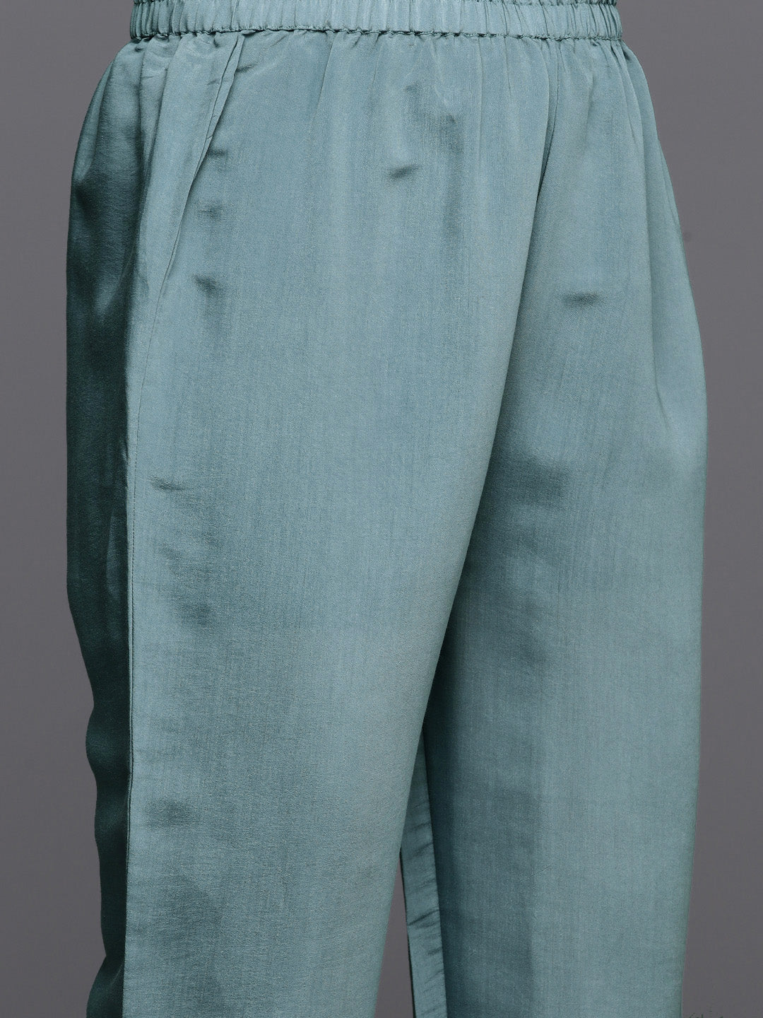 Dhiyona VR Women's Blue Embroidered Straight Kurta Paired With Tonal Bottom And Embroidered Dupatta