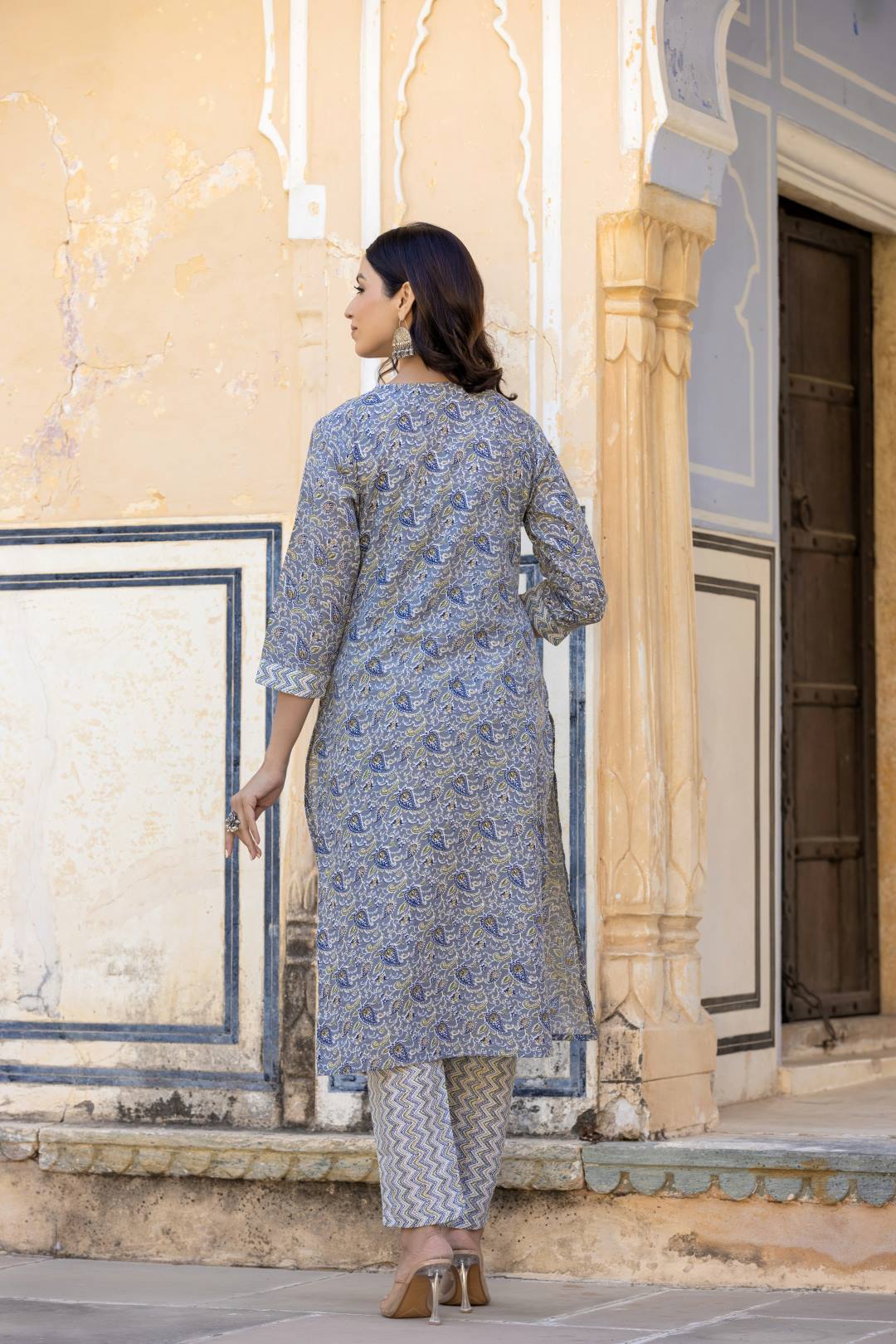 Dhiyona VR Women's Grey Embroidered V Neck Kurta With Printed Bottom And Dupatta
