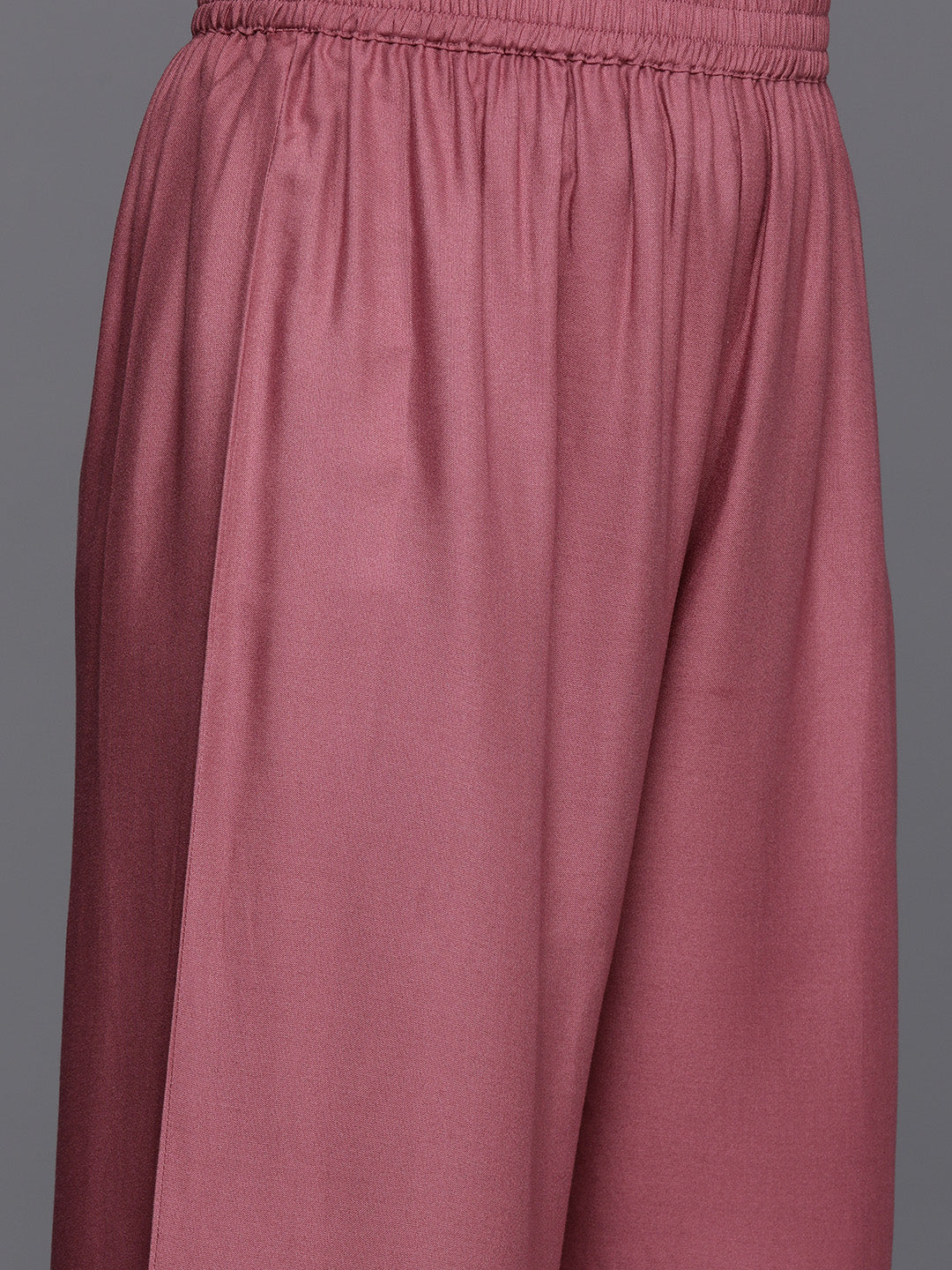Dhiyona VR Women's Mauve Woven Design Sleeveless Kurta, Paired With Solid Bottom
