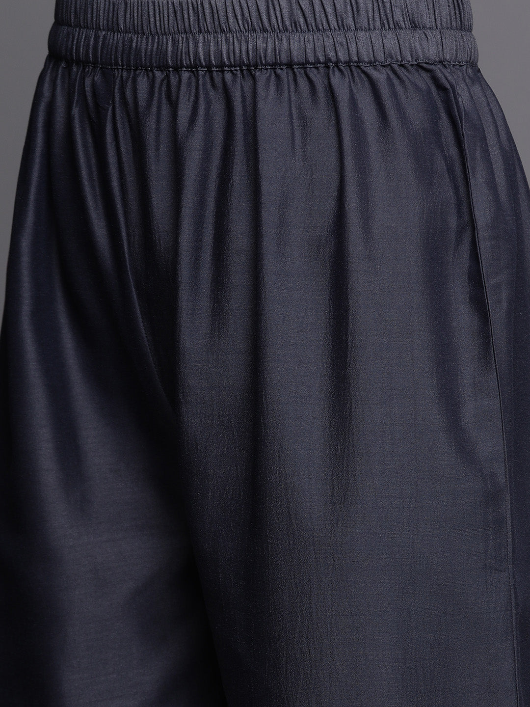 Dhiyona VR Women's Blue Embroidered Kurta With Contrast Bottom And Dupatta