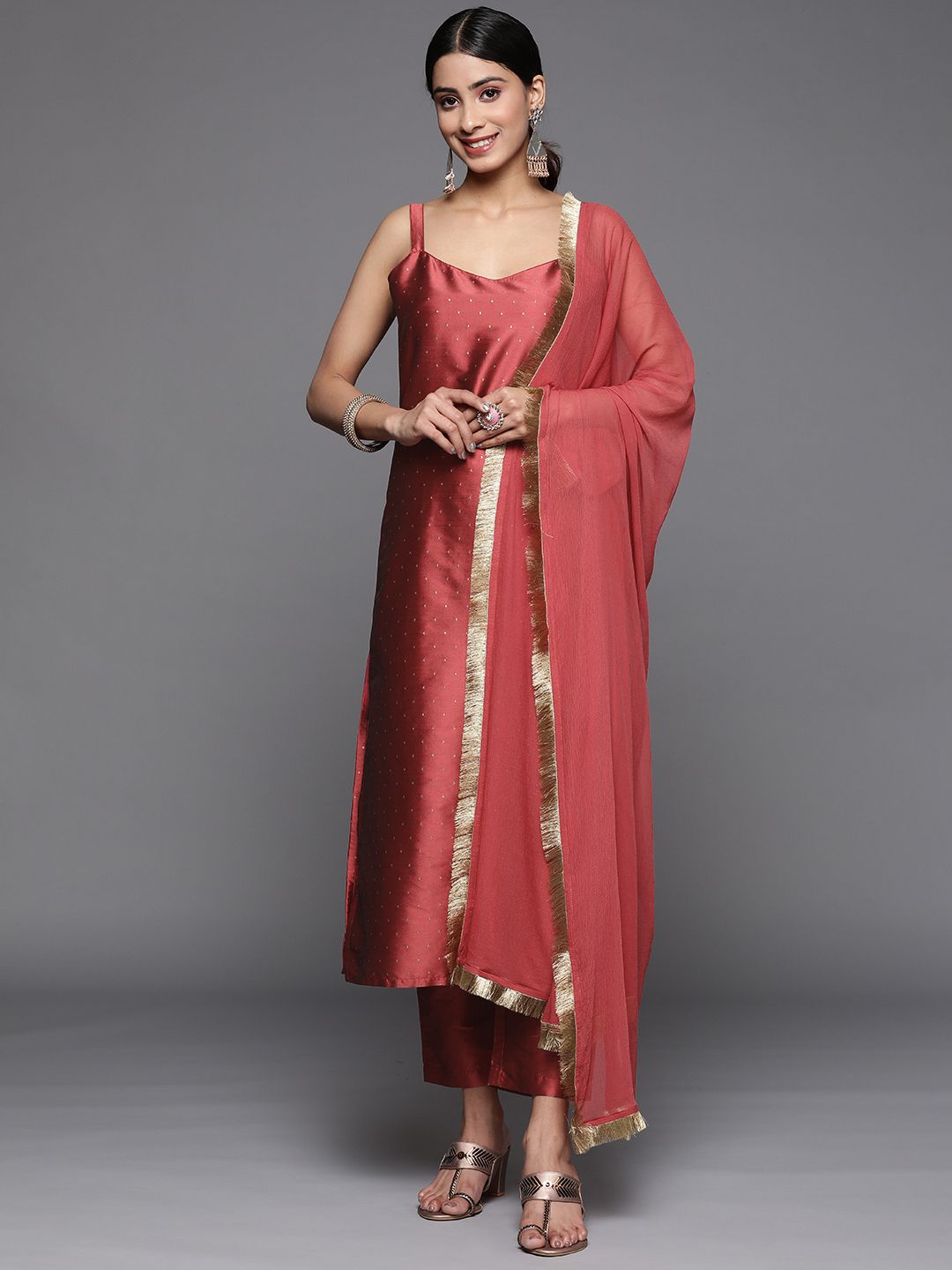 Dhiyona VA Women's Sweetheart Neck Kurta With Trousers & Dupatta