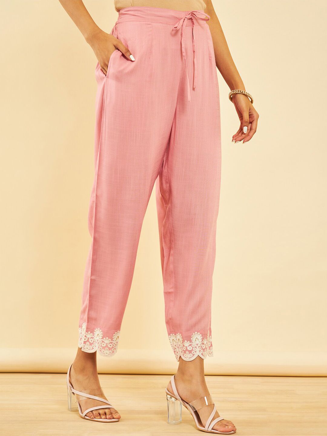 Dhiyona SO Women's Ethnic Motifs Embroidered Straight Kurta with Trousers