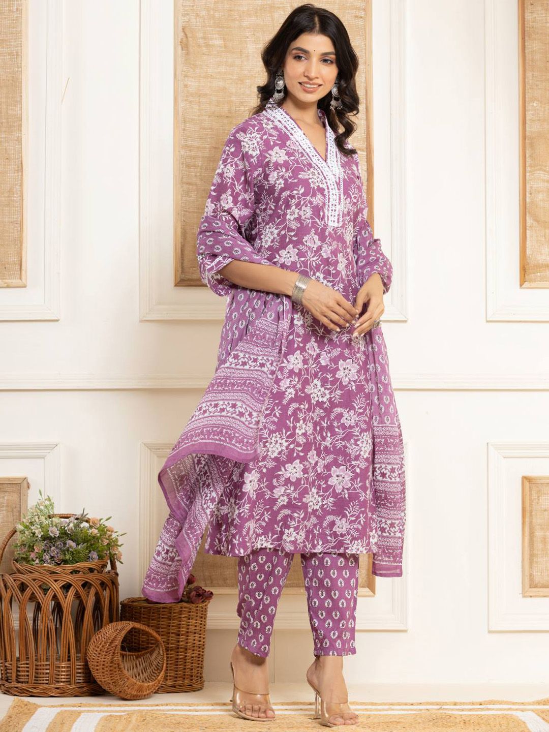 Dhiyona VA Women'sFloral Printed Regular Straight Kurta with Trouser & with Dupatta