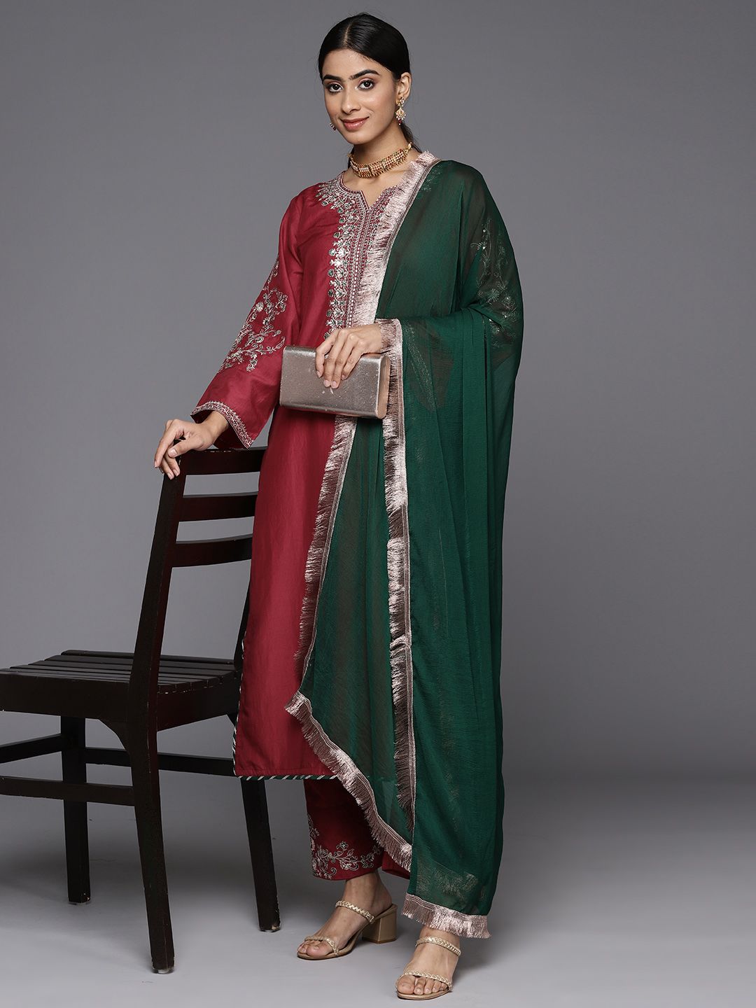 Dhiyona VA Women's Floral Zari Embroidered Kurta with Trousers and Dupatta