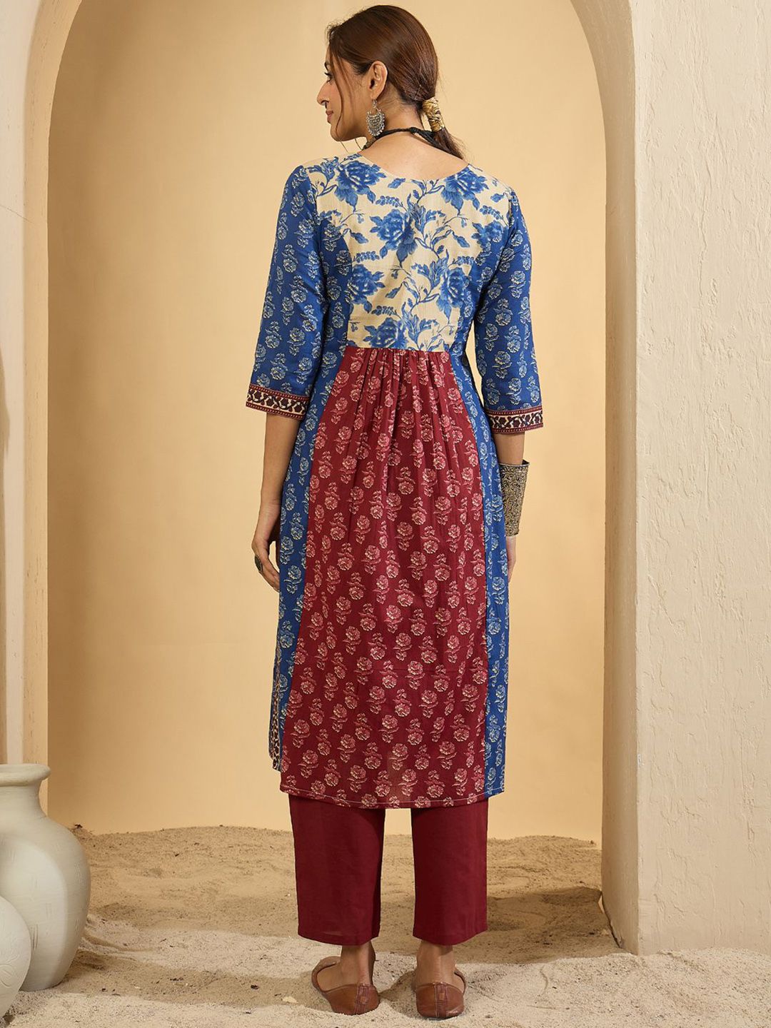 Dhiyona IE Floral Printed Pure Empire Cotton Kurta With Trousers