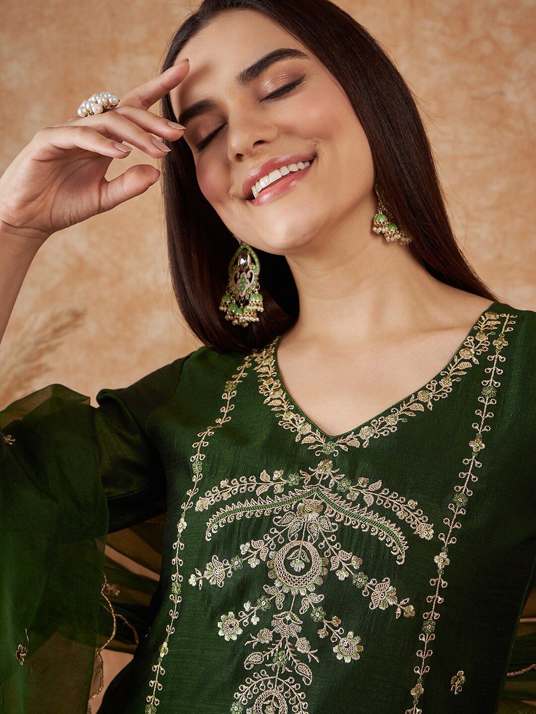Dhiyona SN Women's Floral Embroidered V-Neck Sequinned Straight Kurta With Trousers & Dupatta