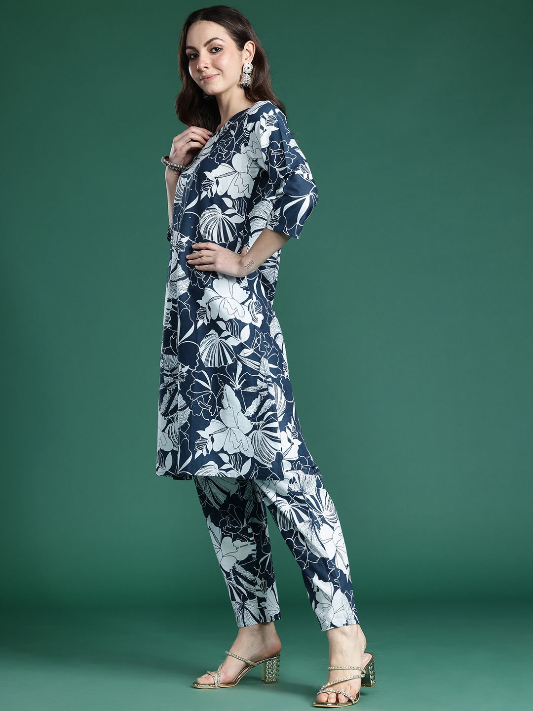 Dhiyona IE Floral Printed Pure Cotton Kurta with Trousers