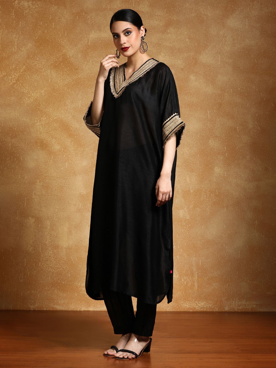 Dhiyona VA Women's Ethnic Motifs Yoke Design Regular Kurta with Trousers