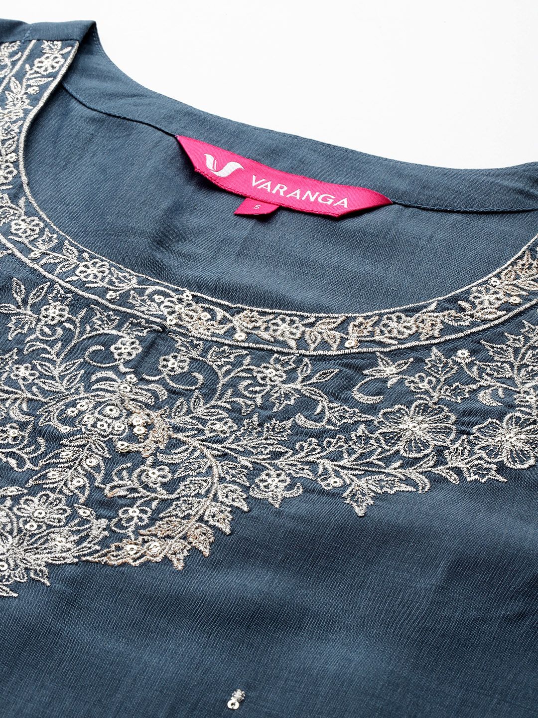Dhiyona VA Women'sFloral Embroidered Kurta With Trousers & Dupatta