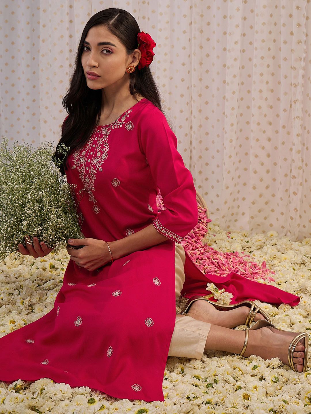 Dhiyona IE Floral Embroidered Round Neck Three-Quarter Sleeves Floral Kurta