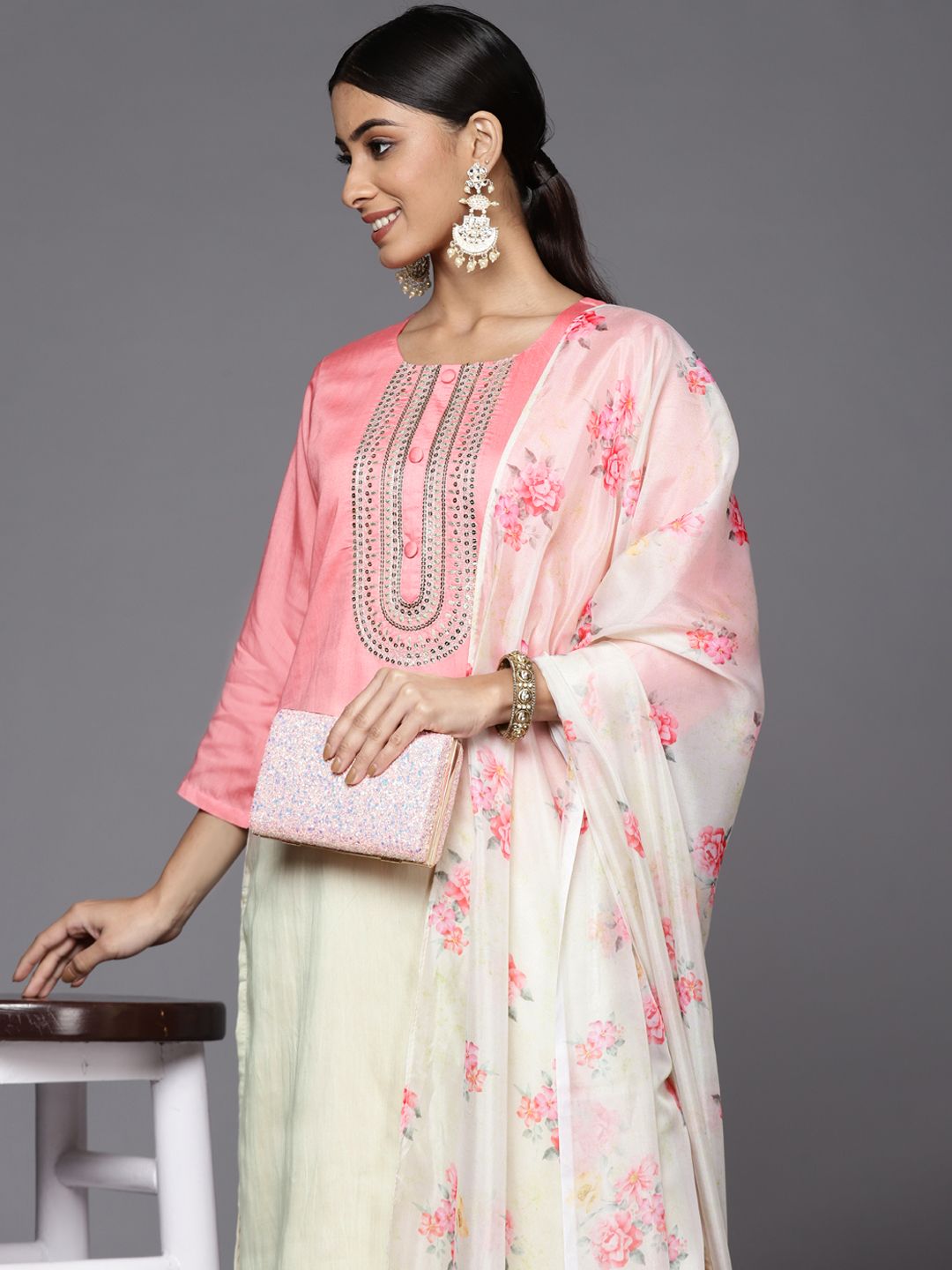 Dhiyona VA Women's Pink Ombre Printed Sequinned Kurta with Trousers & With Dupatta