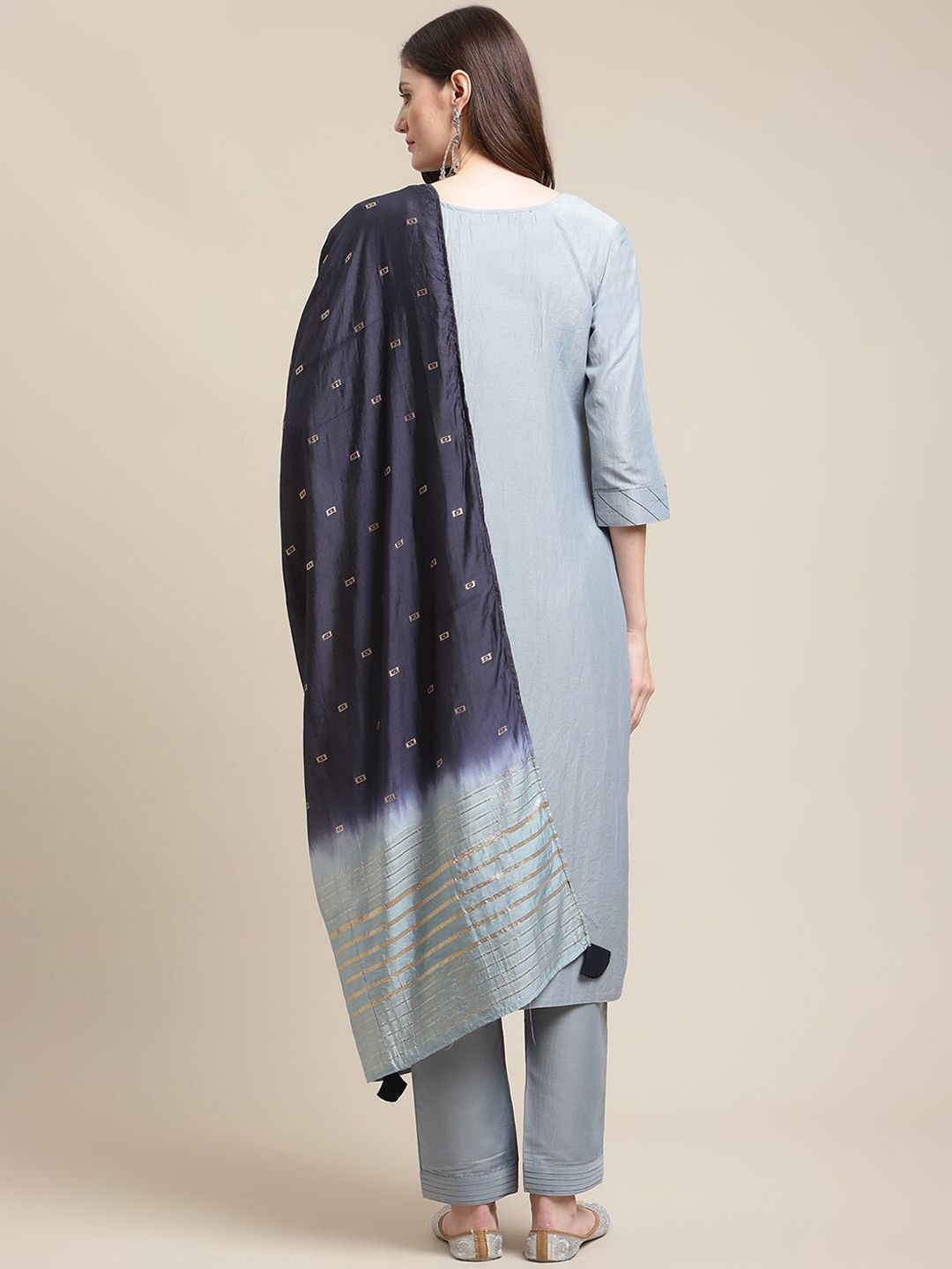 Dhiyona VA Women's Grey & Navy Blue Floral Embroidered Kurti with Trousers & With Dupatta