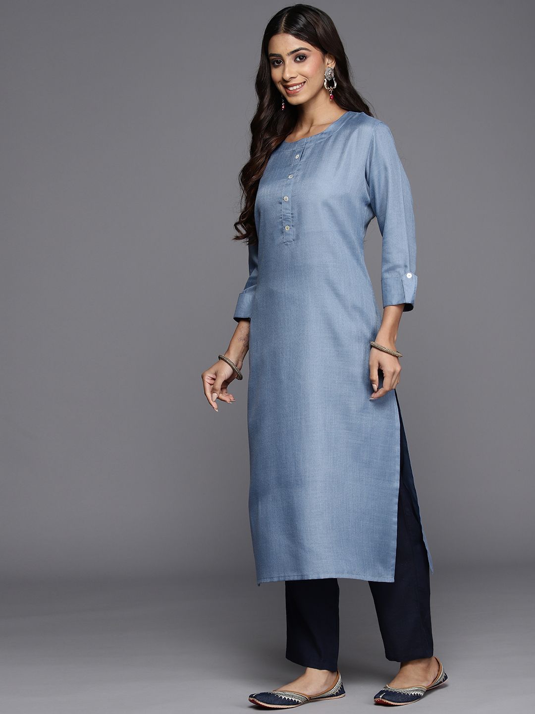 Dhiyona IE Women Striped Kurta