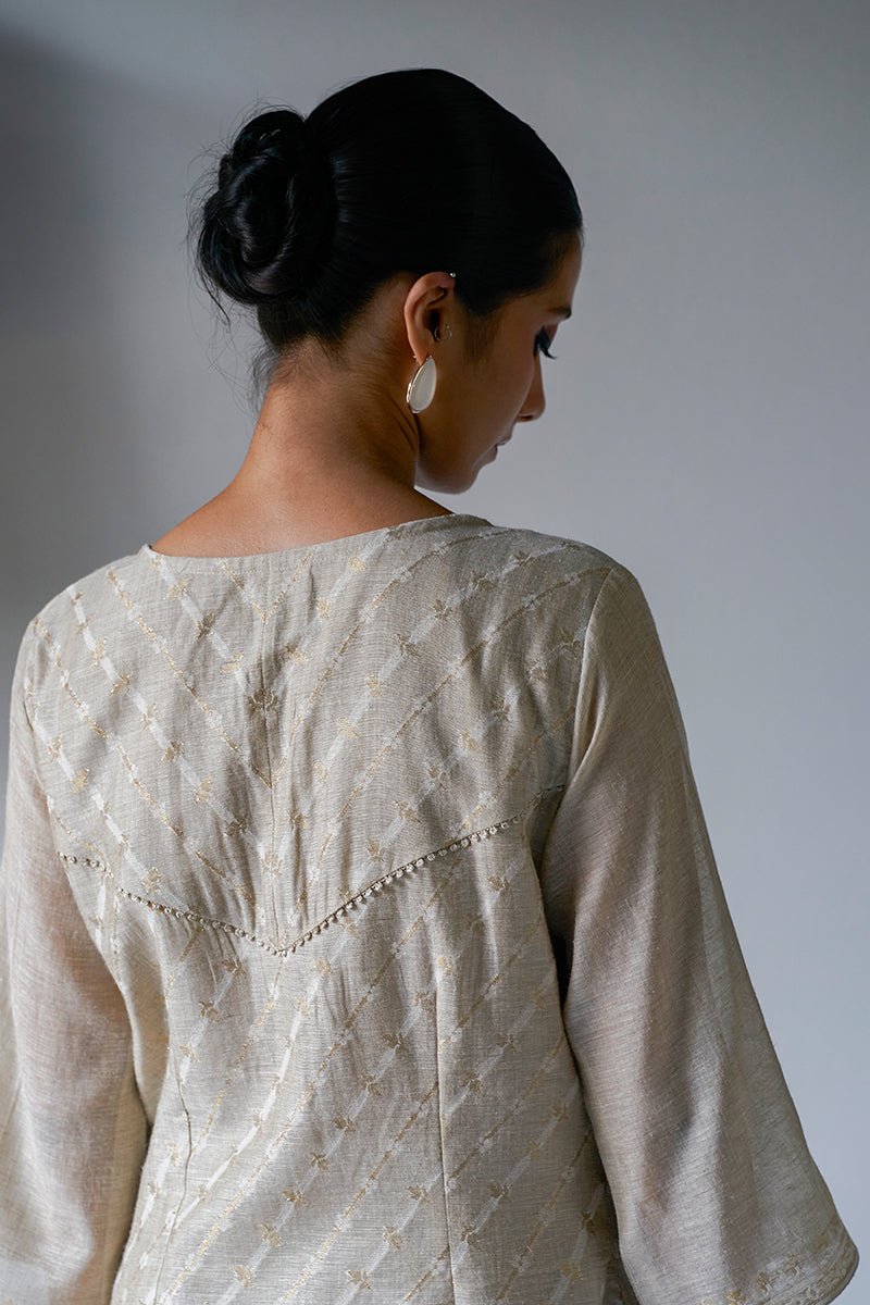 Women's Fog Beige Woven Viscose Chanderi Zari Kurta Suit Set With Delicate Embroidery Detailing