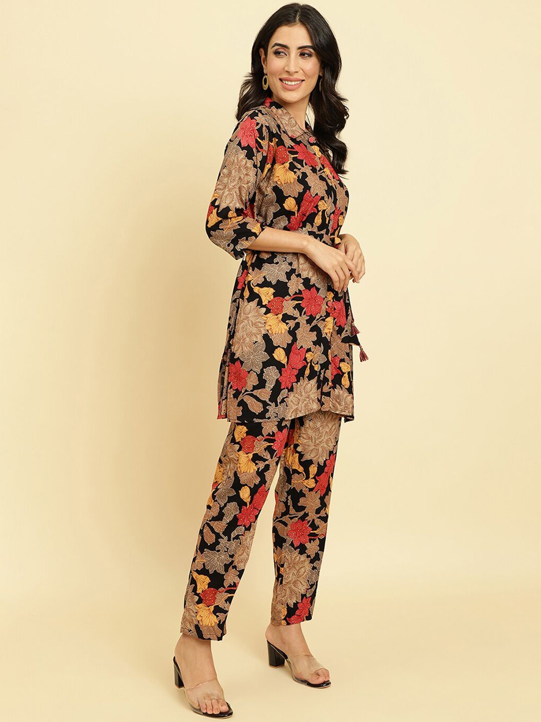Dhiyona VA Women'sFloral Printed Shirt Collar Fusion Kurta With Trousers