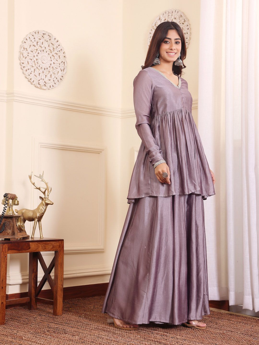 Dhiyona VA Women's Regular Kurta with Palazzos