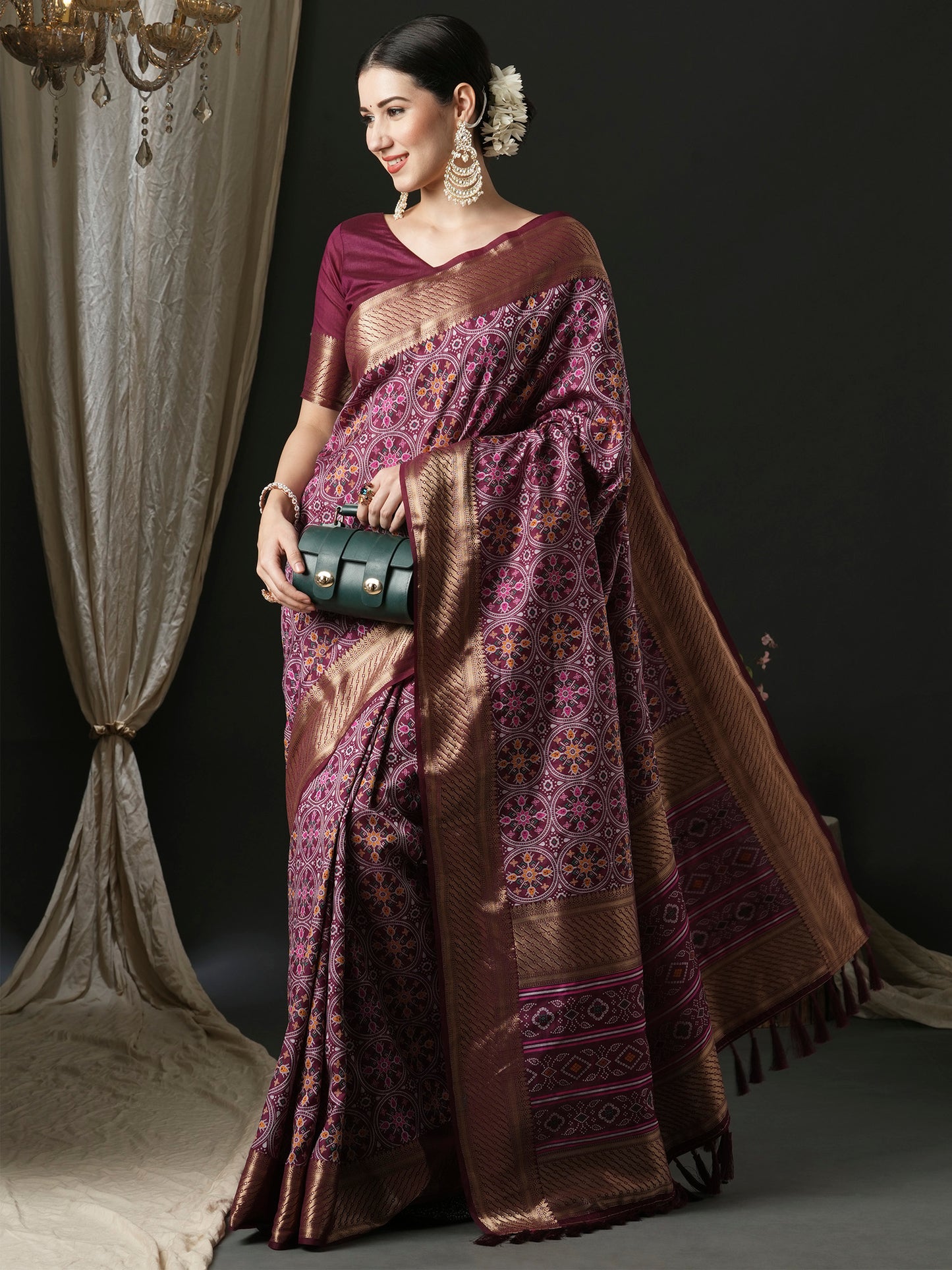 Women's Silk Blend Purple Woven Design Designer Saree With Blouse Piece