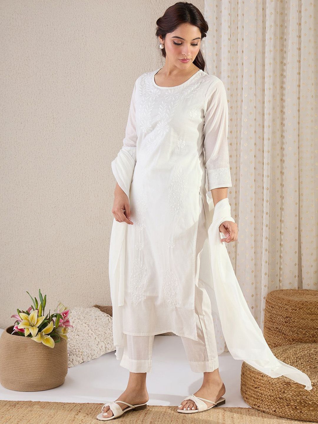 Dhiyona IE Women Floral Embroidered Regular Thread Work Cotton Kurta with Trousers & Dupatta