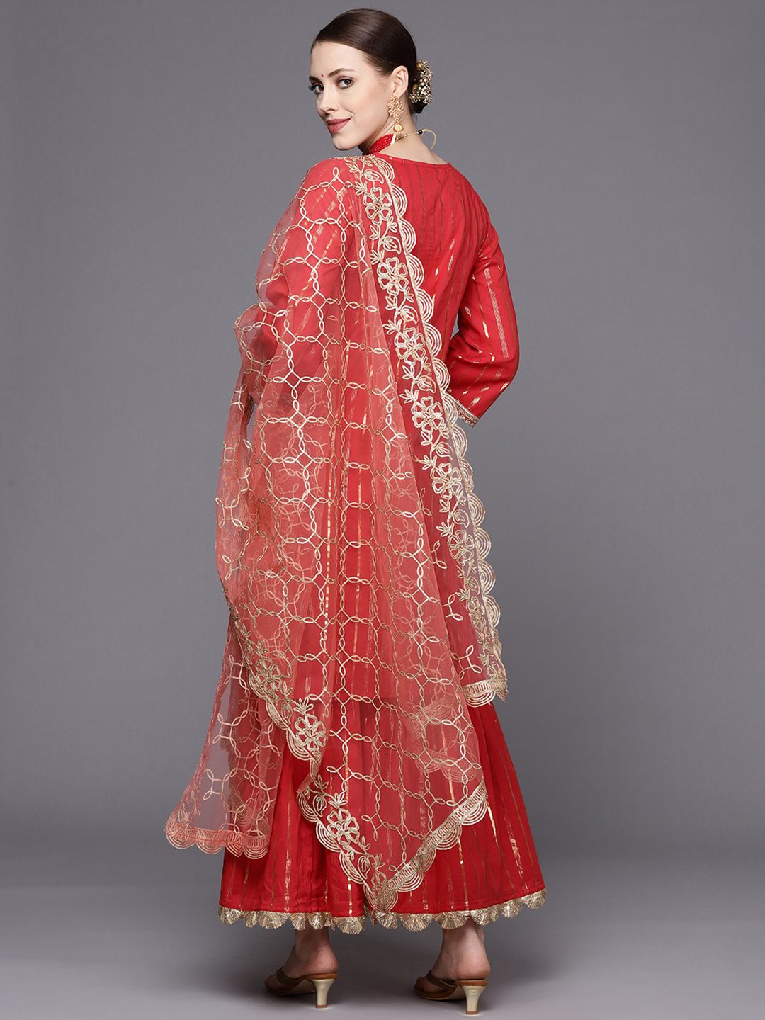 Dhiyona VA Women's Red Striped Kurta with Sharara & With Dupatta
