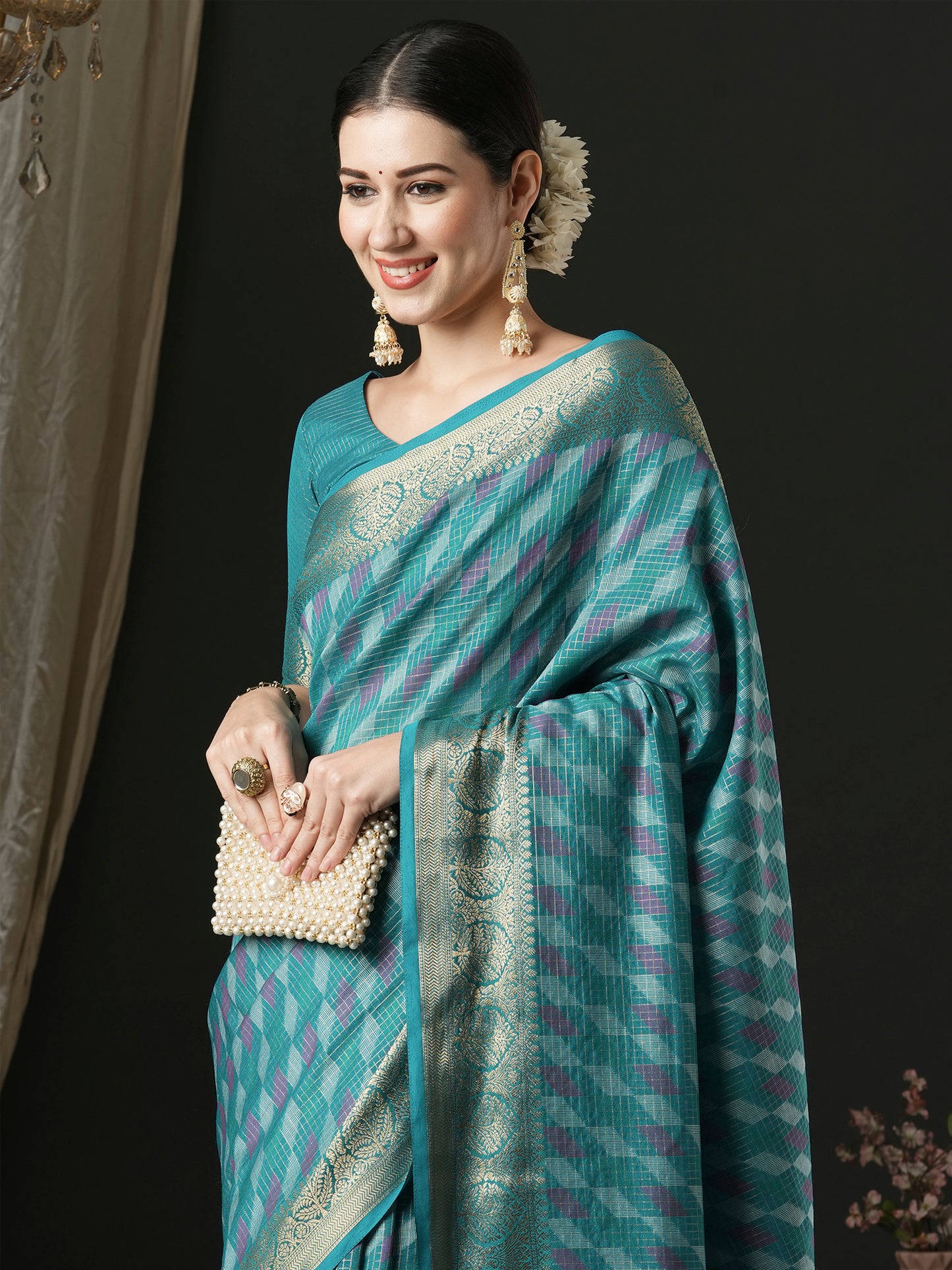 Women's Silk Blend Blue Woven Design Designer Saree With Blouse Piece