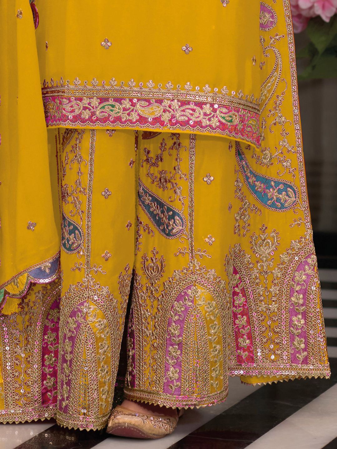 Dhiyona IE Ethnic Motifs Embroidered Round Neck Zari Straight Kurta With Palazzos & Dupatta