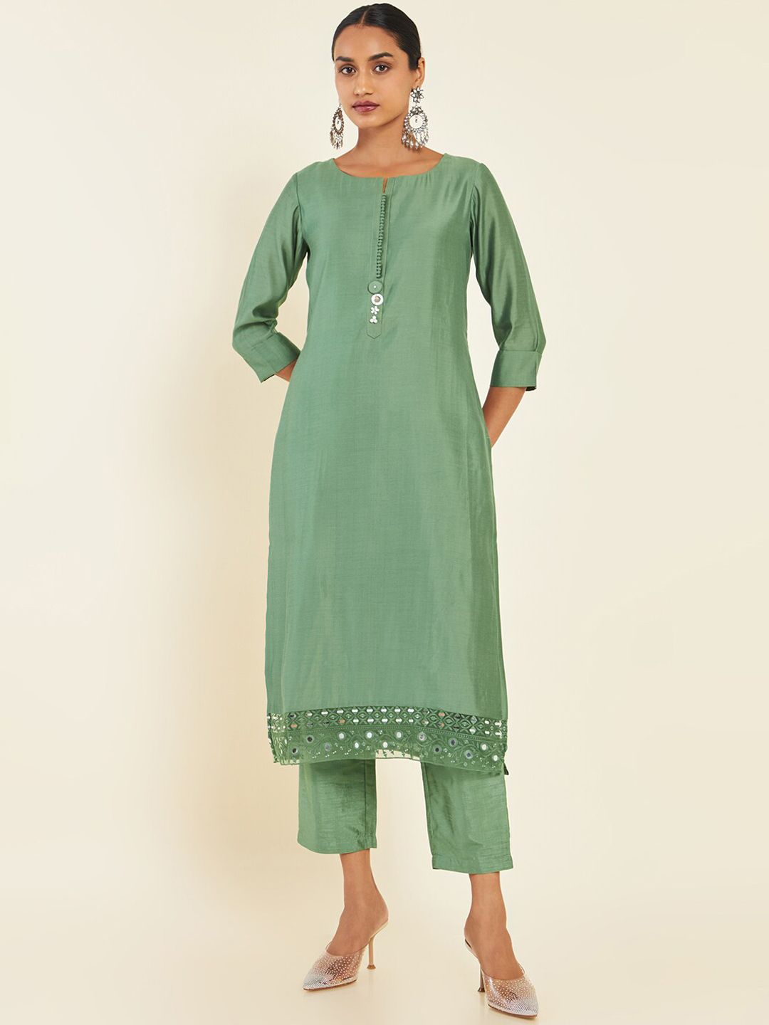Dhiyona SO Women's Green Regular Straight Chanderi Silk Kurta With Trousers