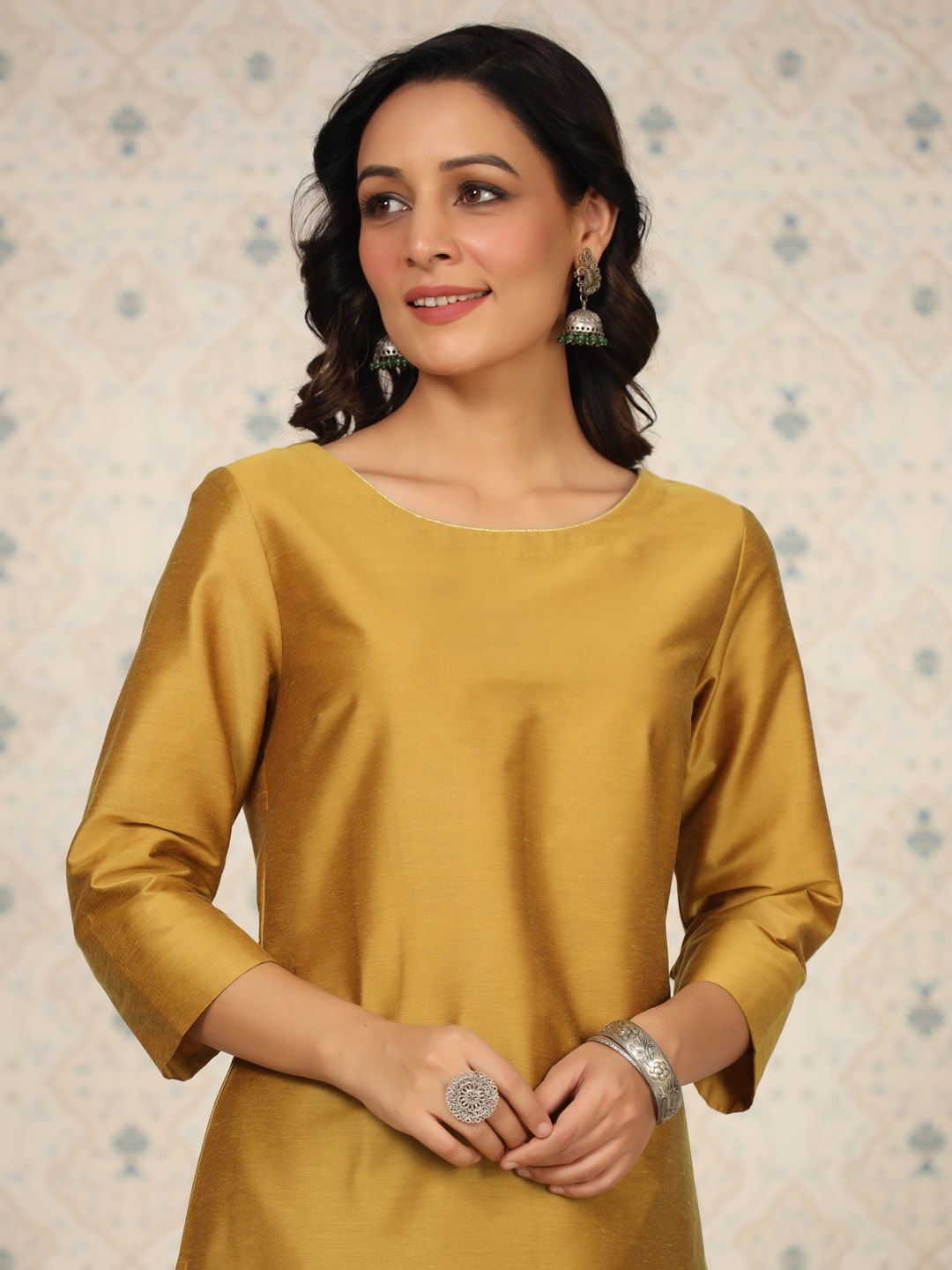 Dhiyona OD Round Neck Kurta With Palazzos