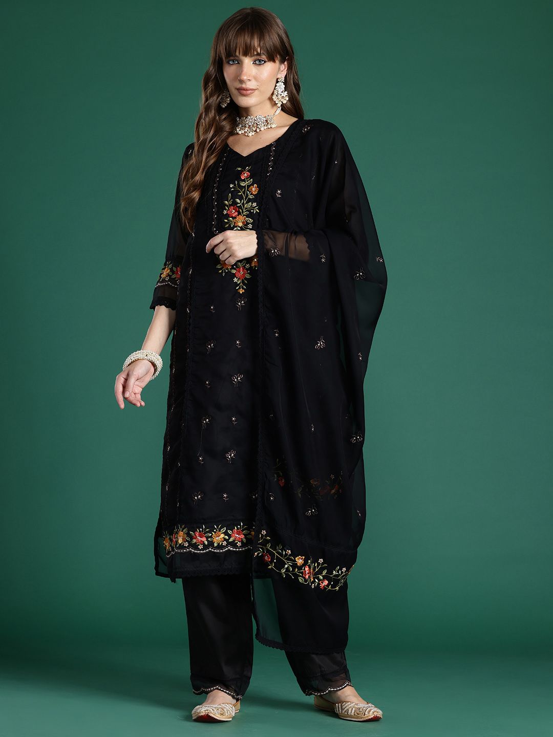 Dhiyona IE Floral Embroidered Panelled Thread Work Kurta with Trousers & With Dupatta