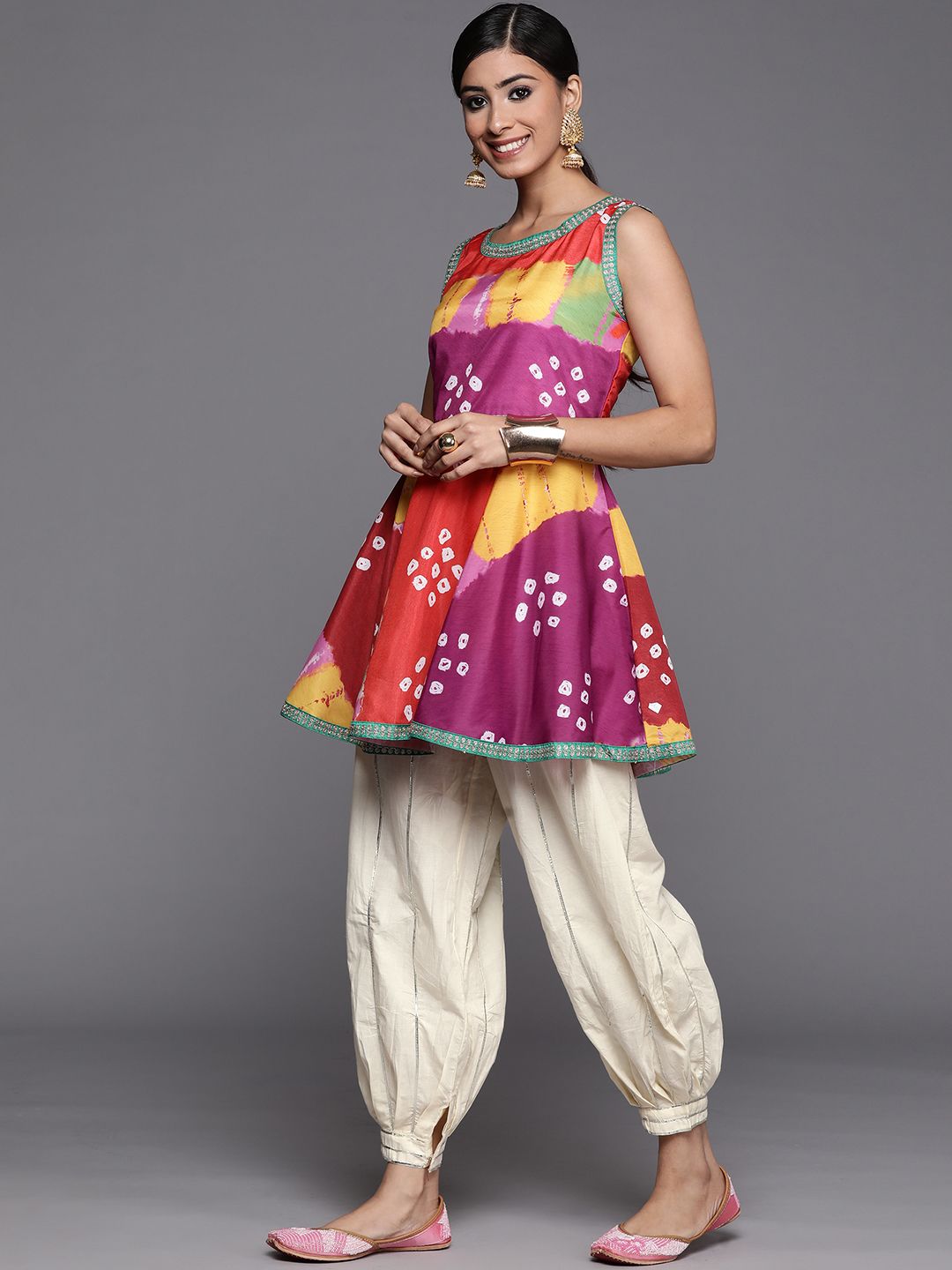 Dhiyona VA Women's Multicoloured Bandhani Printed Kurta with Salwar
