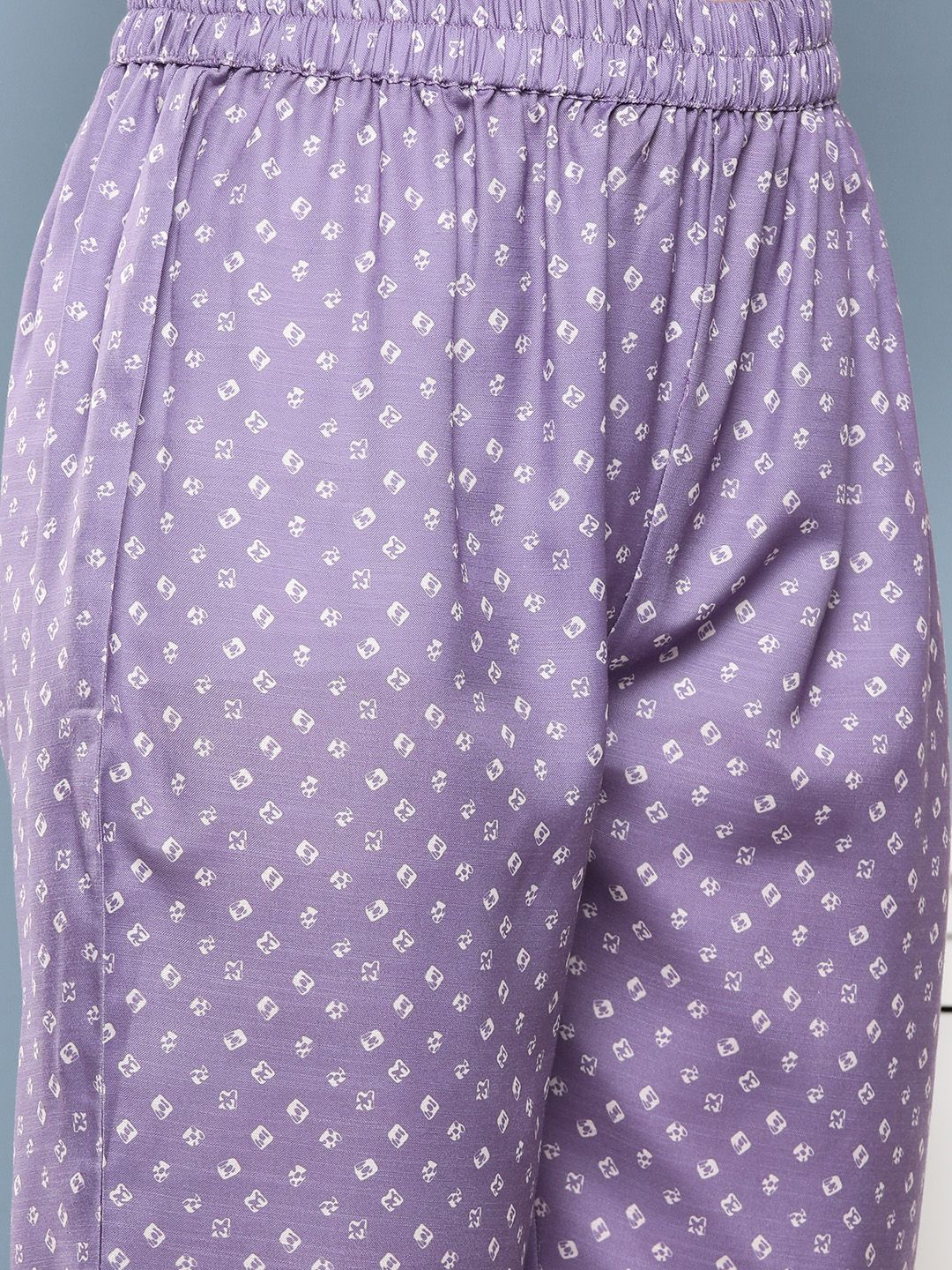 Dhiyona VA Women's Bandhani Printed Kurta With Trousers & Dupatta