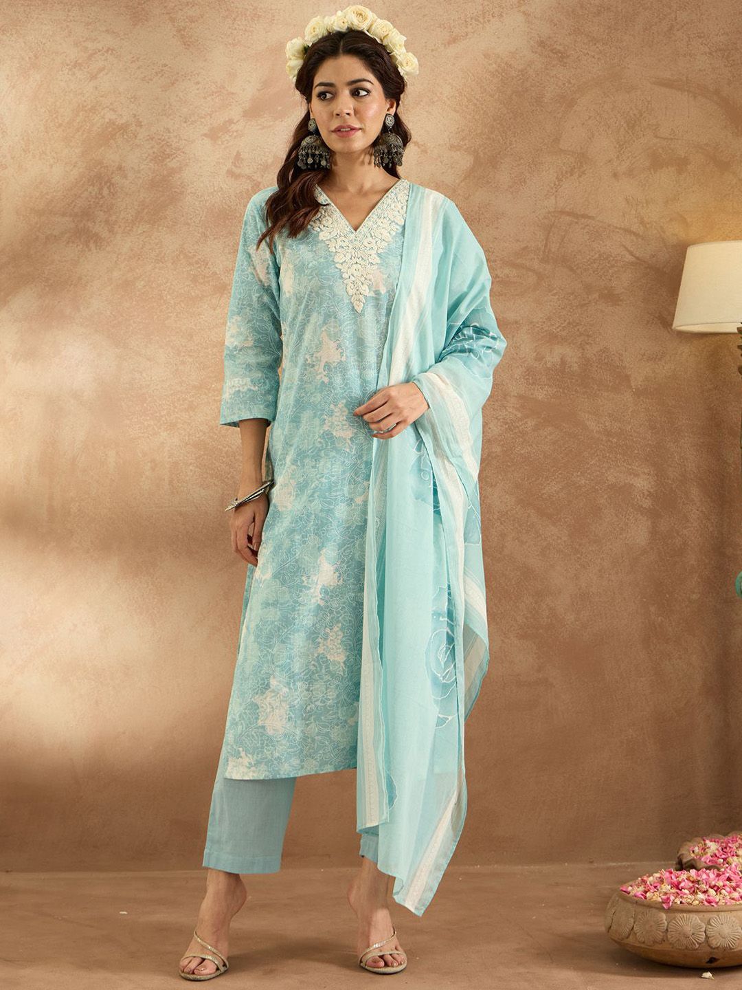 Dhiyona IE Women Floral Embroidered Pure Cotton Kurta with Trousers & Dupatta