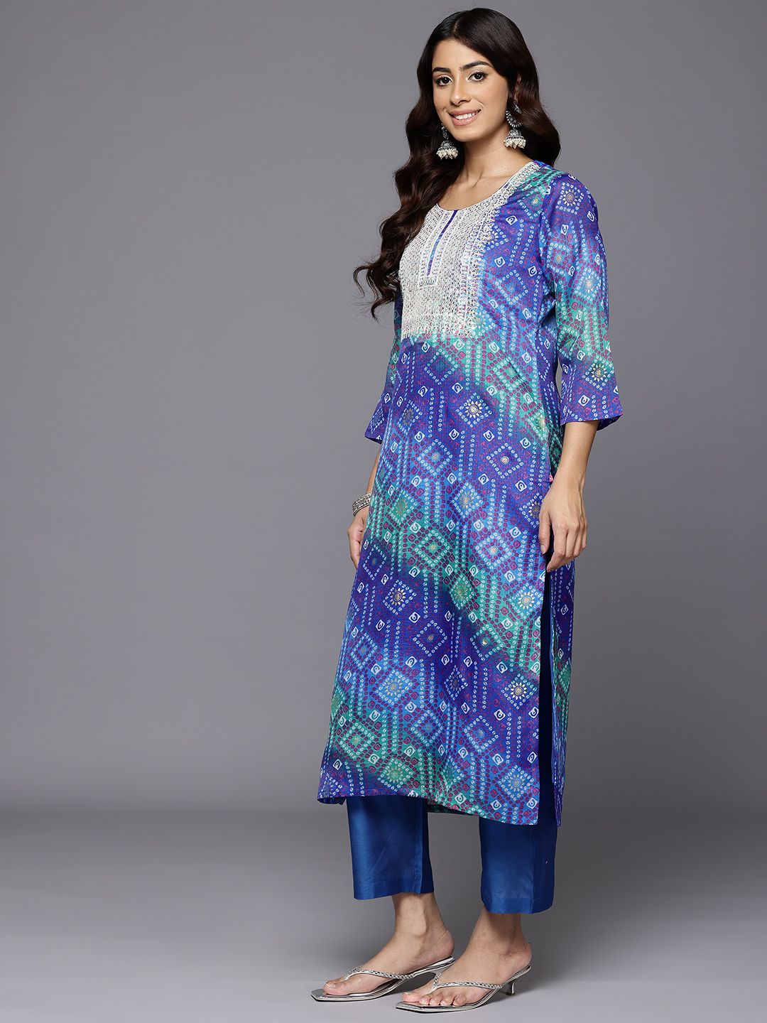 Dhiyona VA Women'sBandhani Embroidered Sequinned Silk Georgette Kurta With Trousers & Dupatta