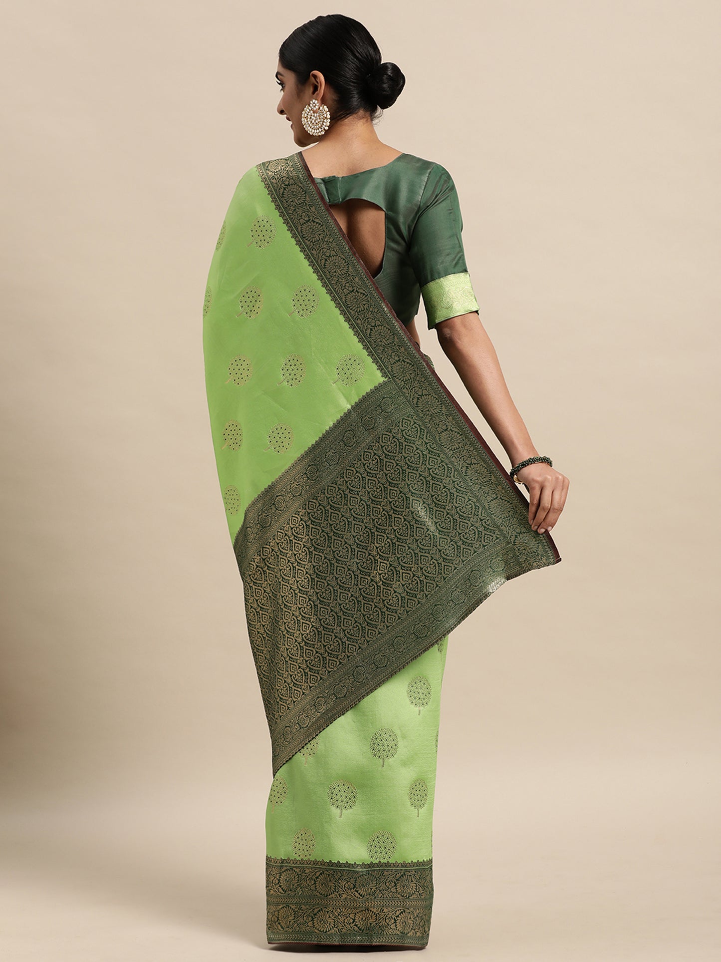 Women's Silk Blend Green Woven Design Designer Saree With Blouse Piece