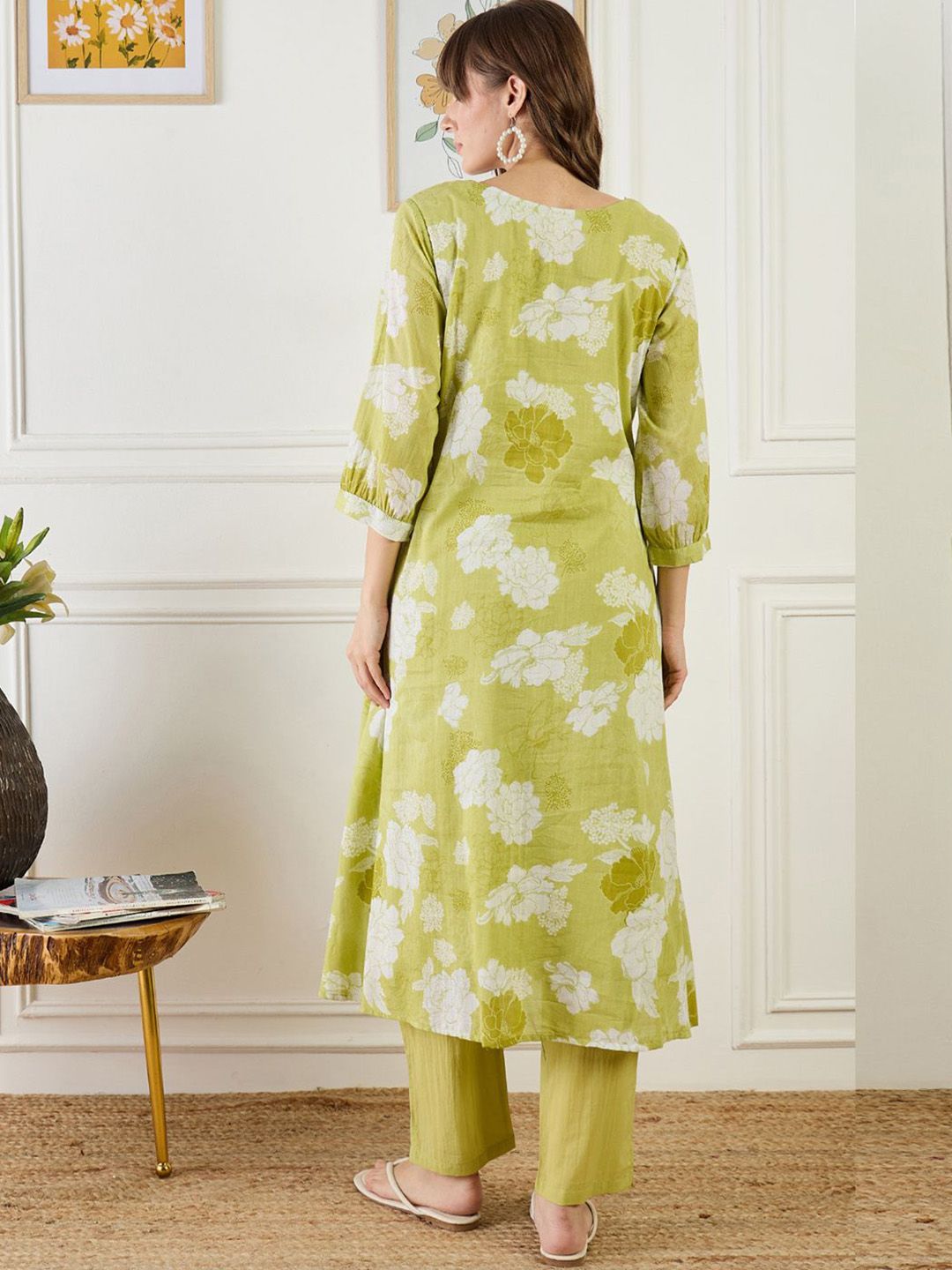 Women Floral Printed A-Line Pure Cotton Kurta Set